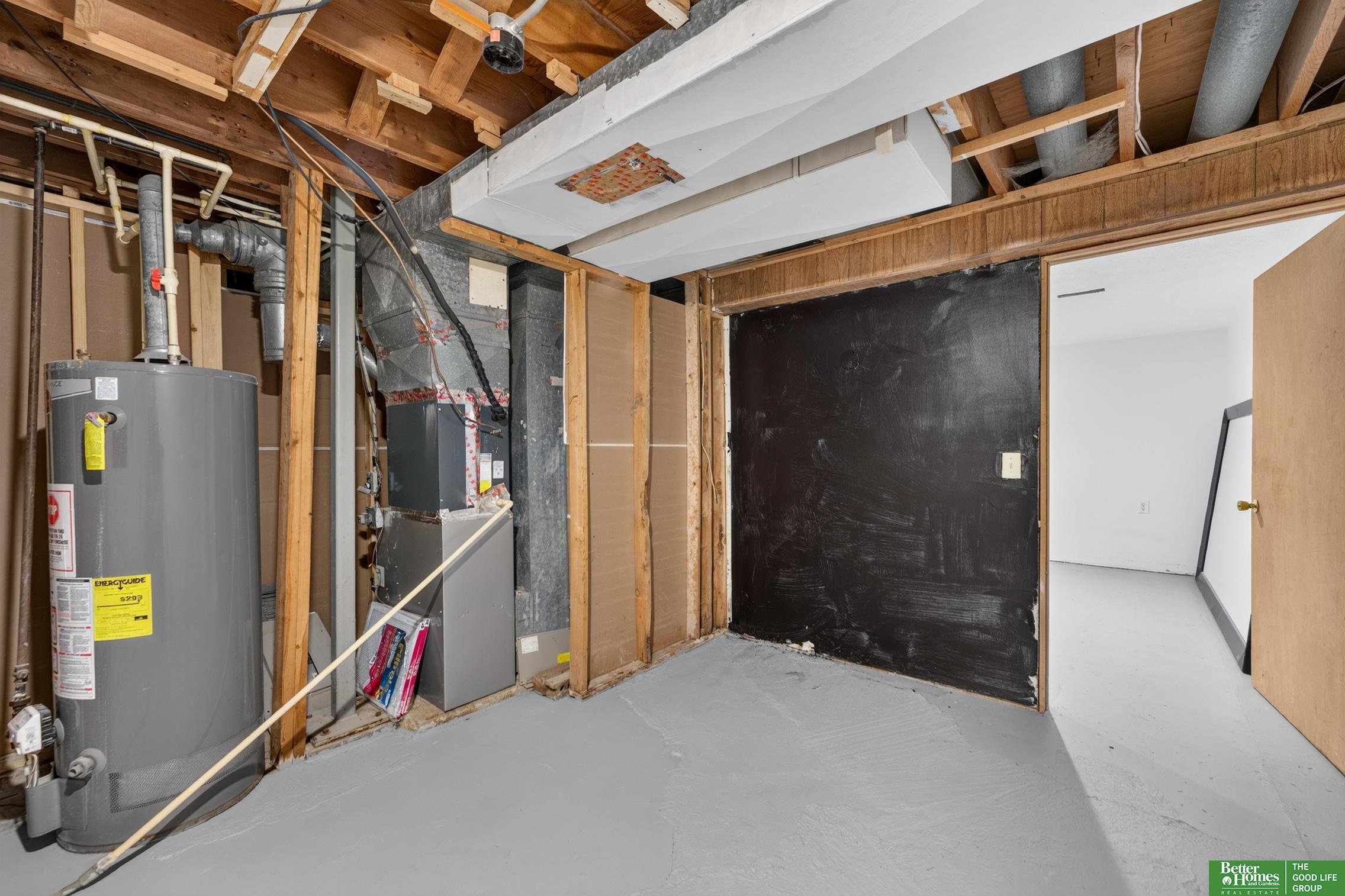 5116 Pine Street