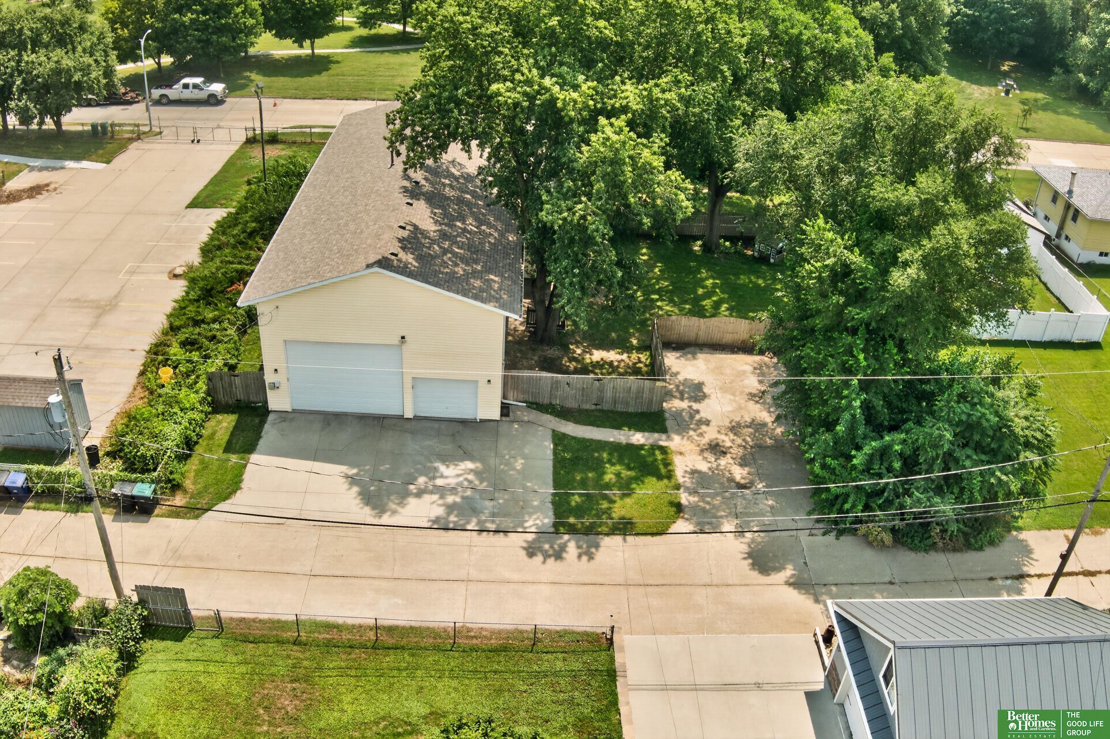 5116 Pine Street