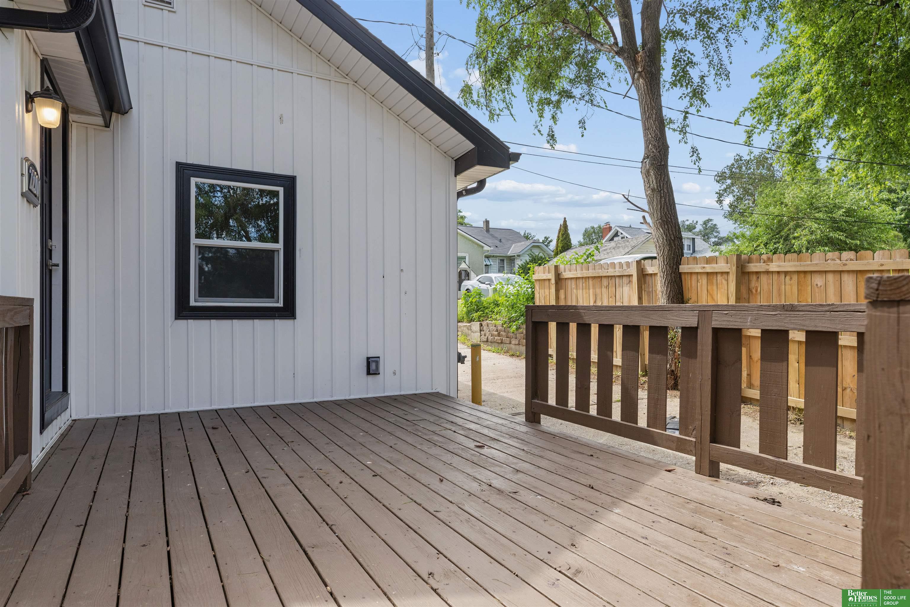 2210 N 60 Street