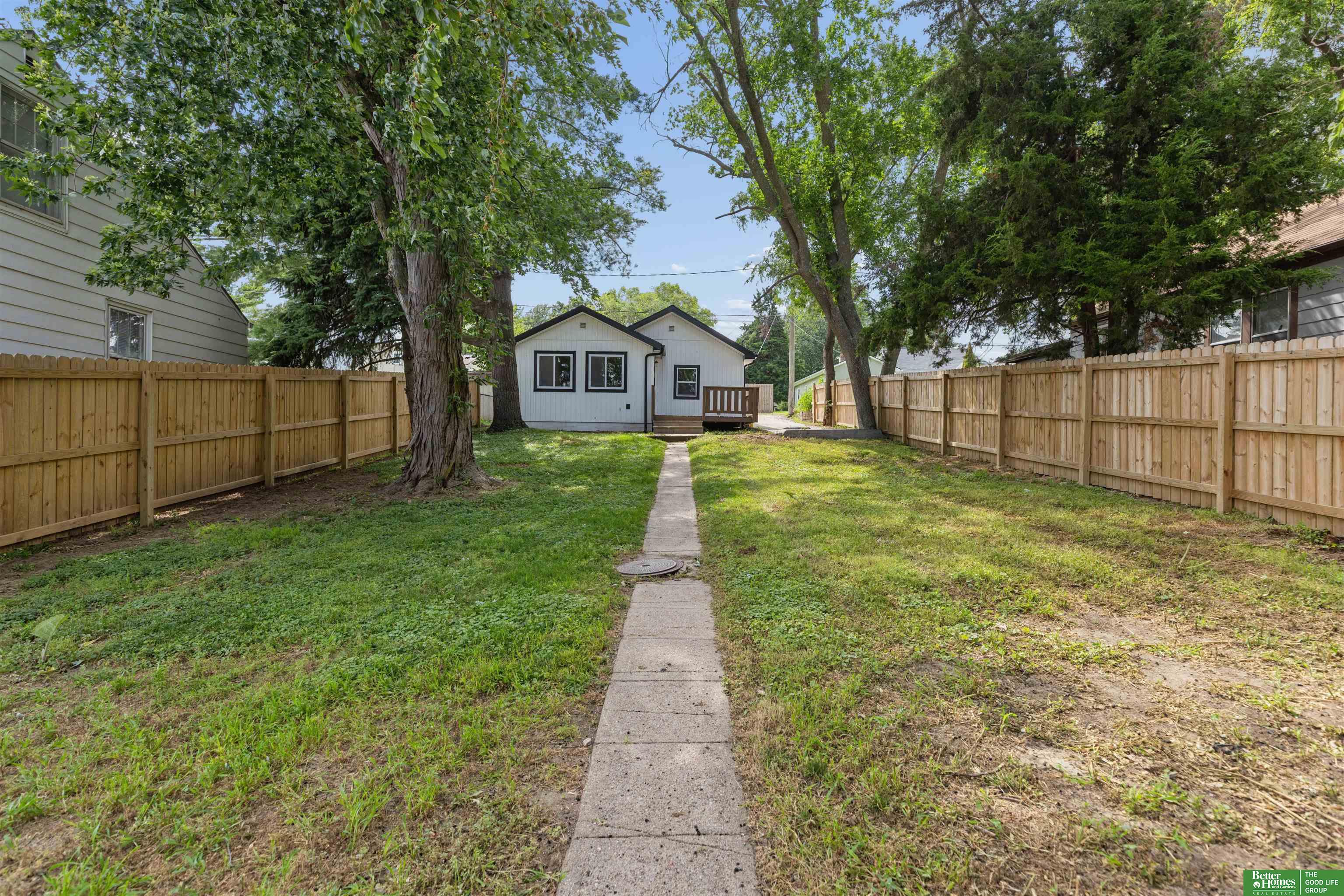 2210 N 60 Street