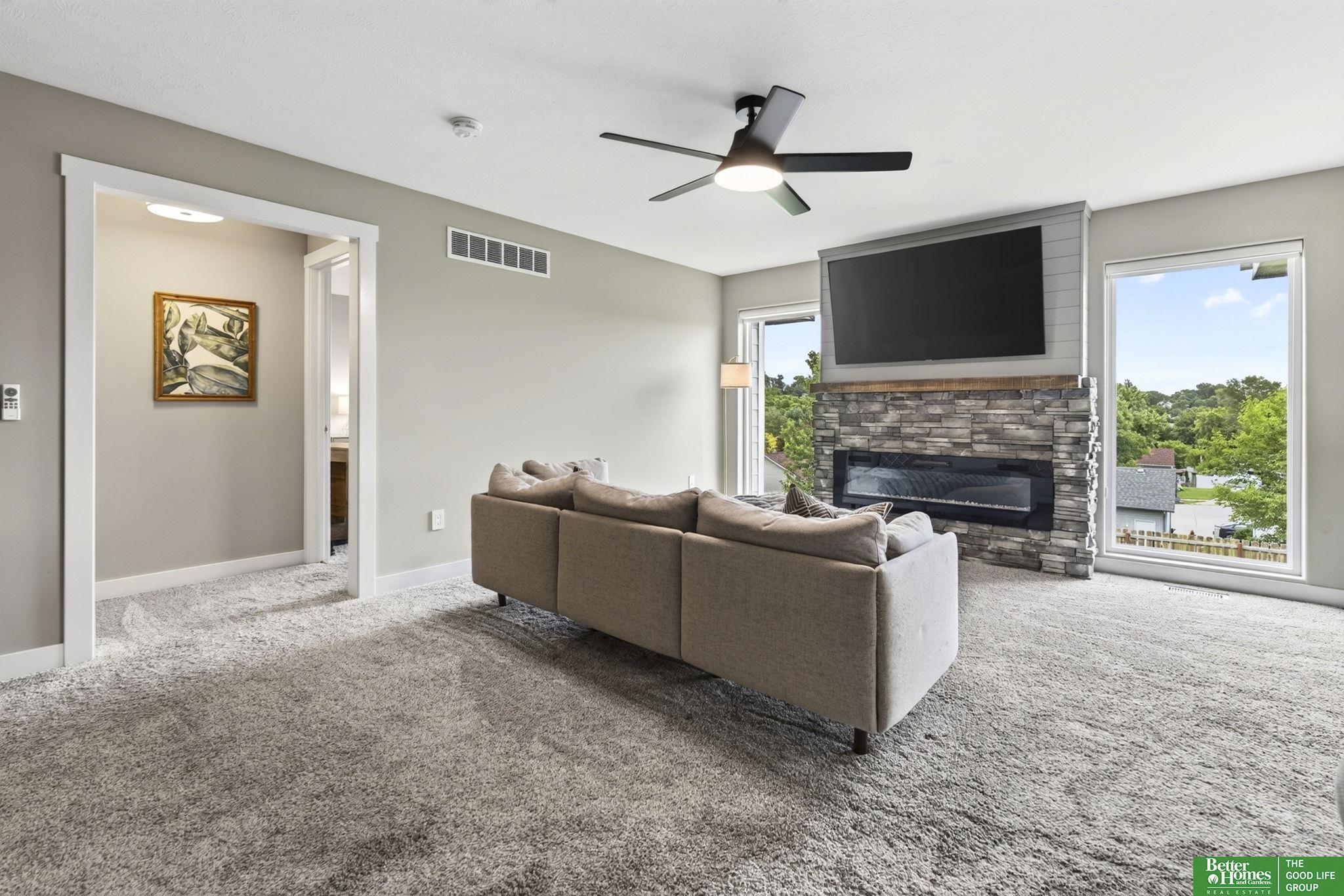 105 Maplewood Circle