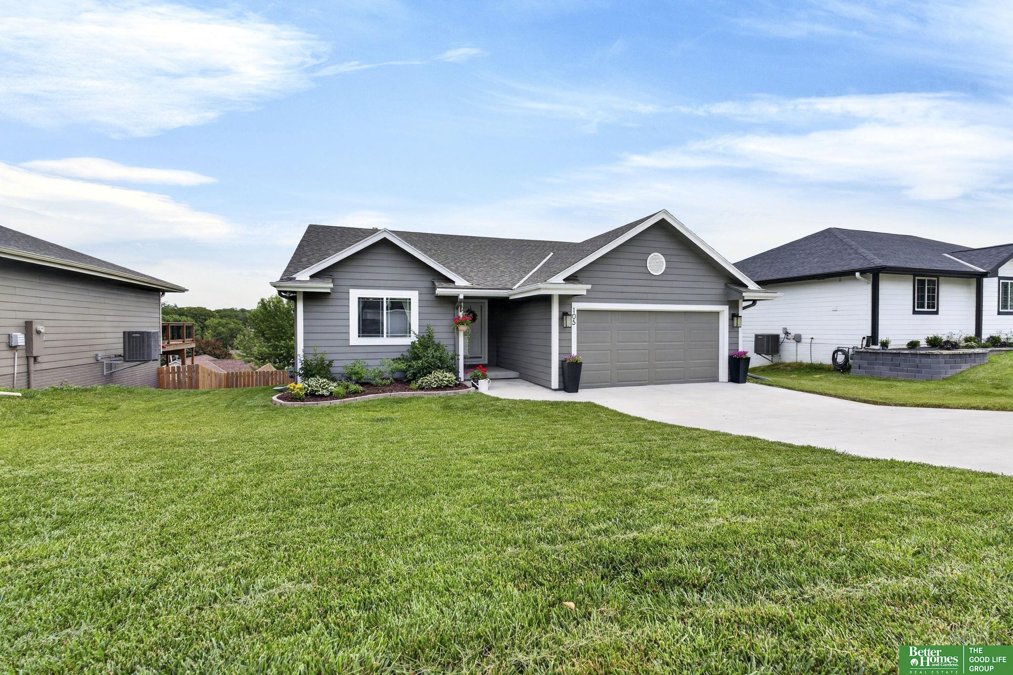 105 Maplewood Circle