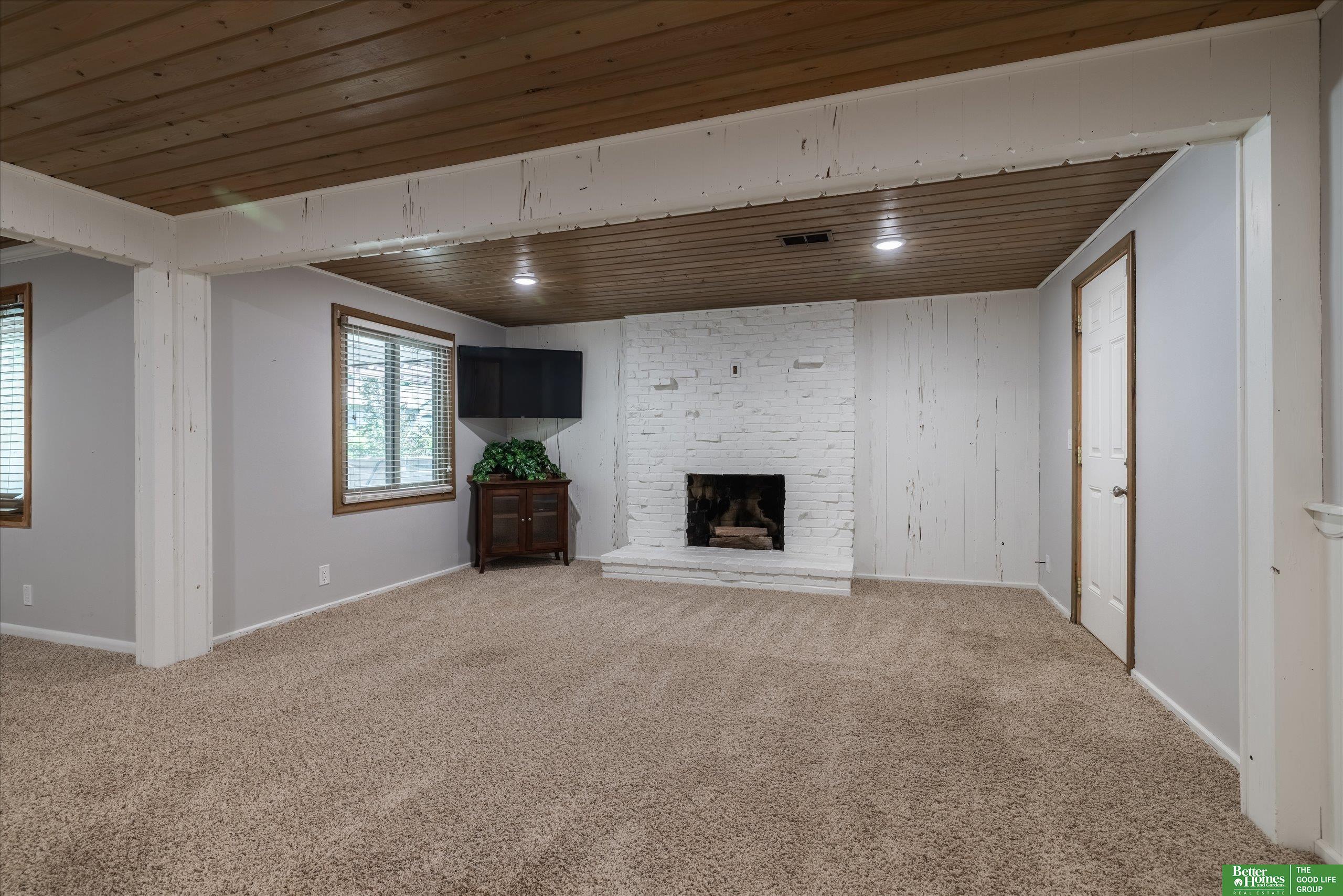 307 S 96th Street
