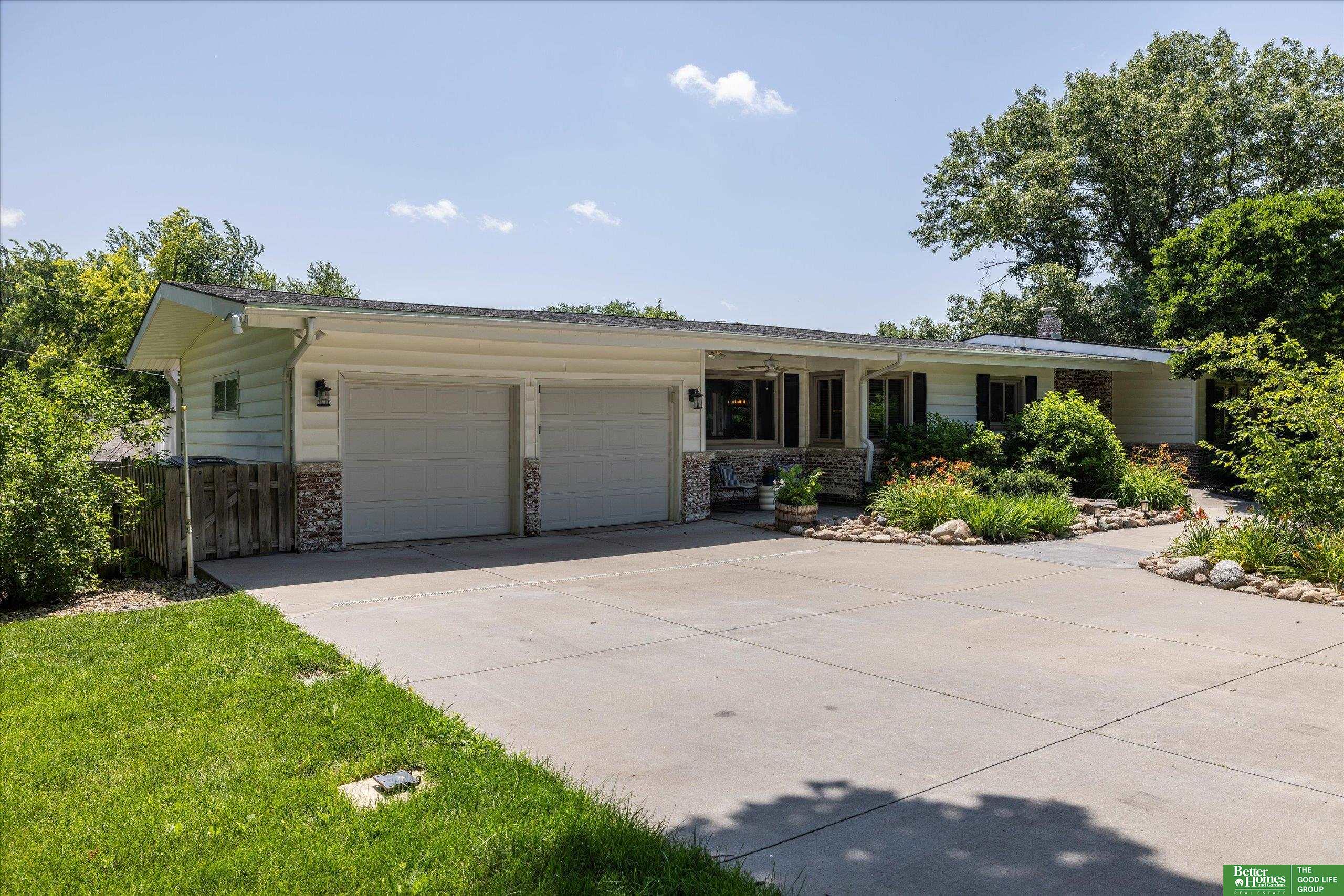 307 S 96th Street