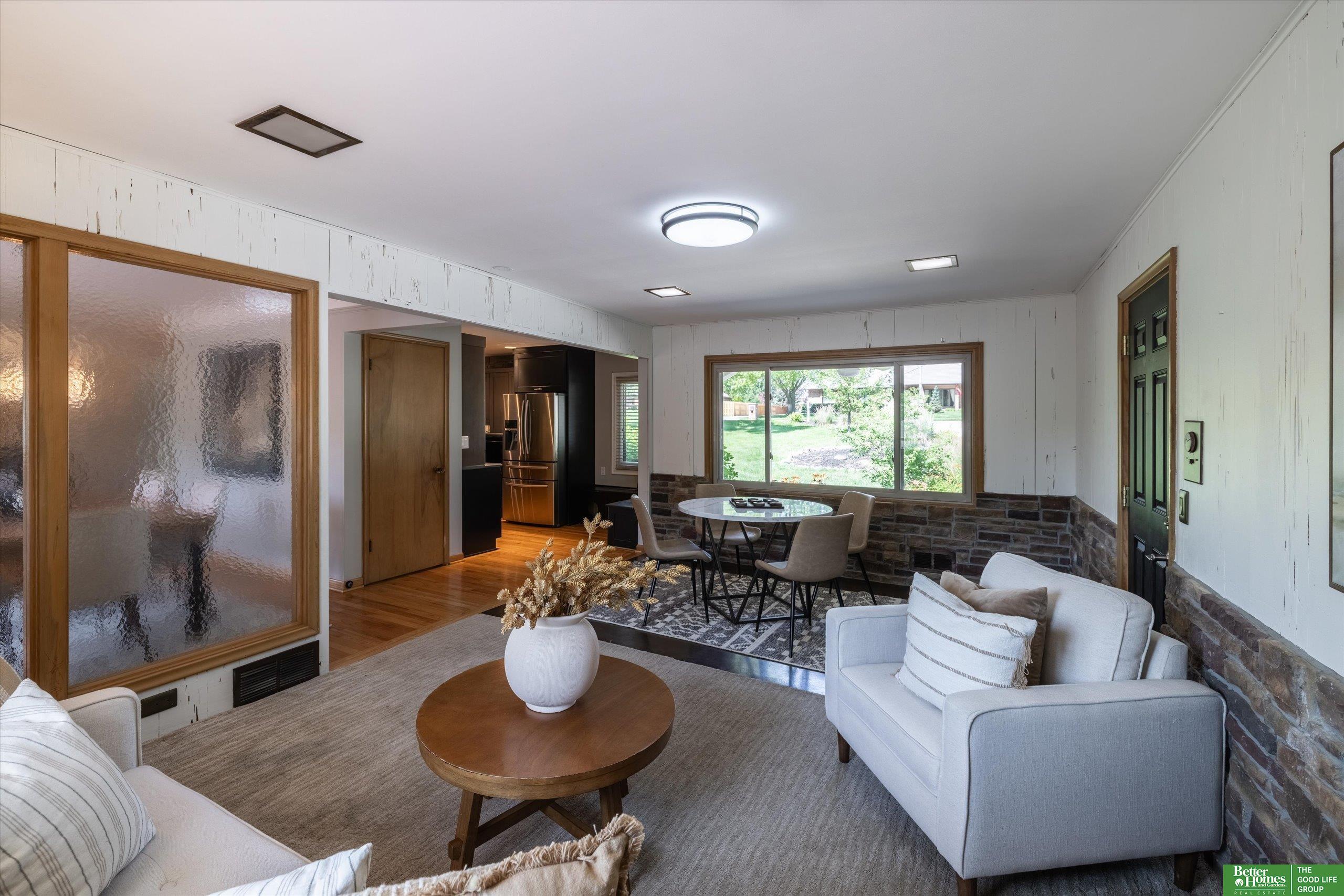 307 S 96th Street