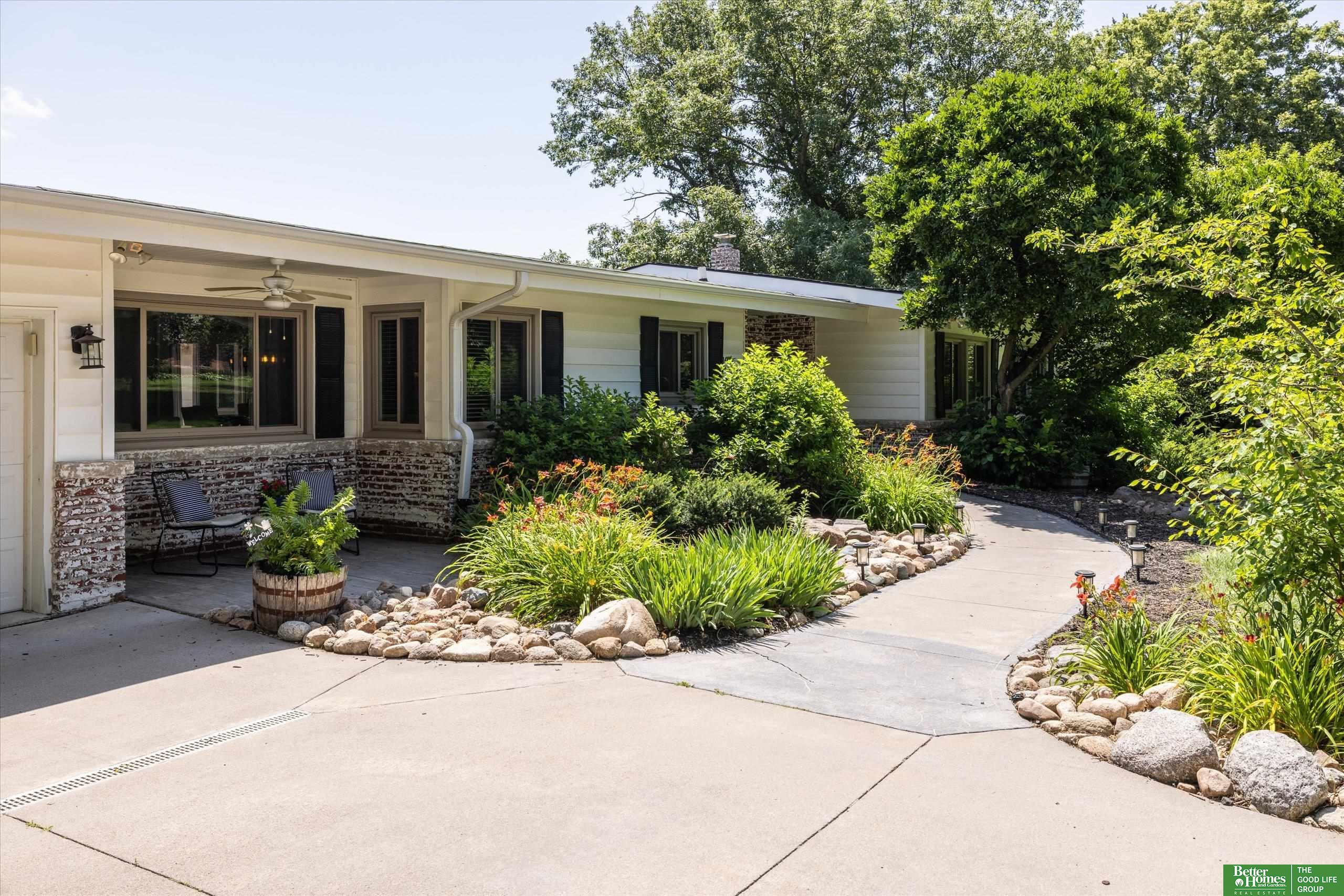307 S 96th Street