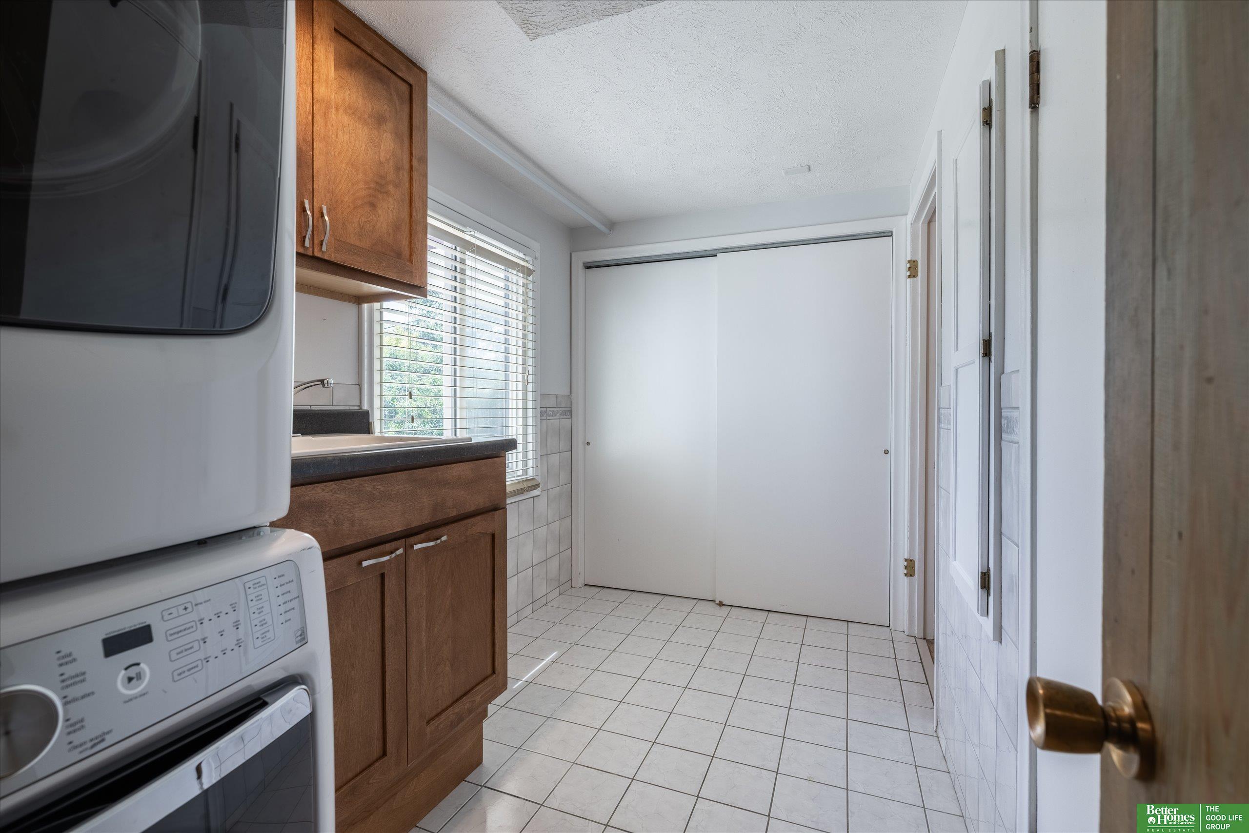 307 S 96th Street
