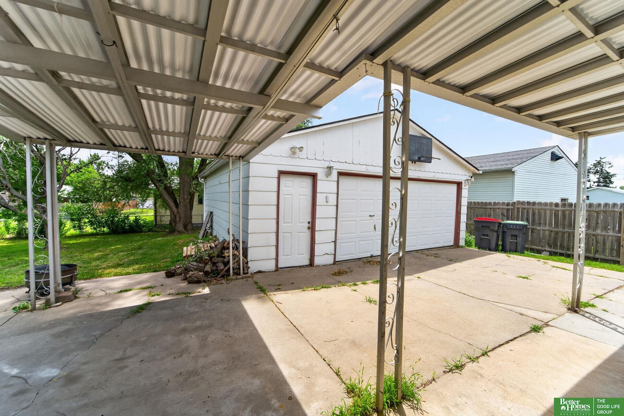1321 W South Street