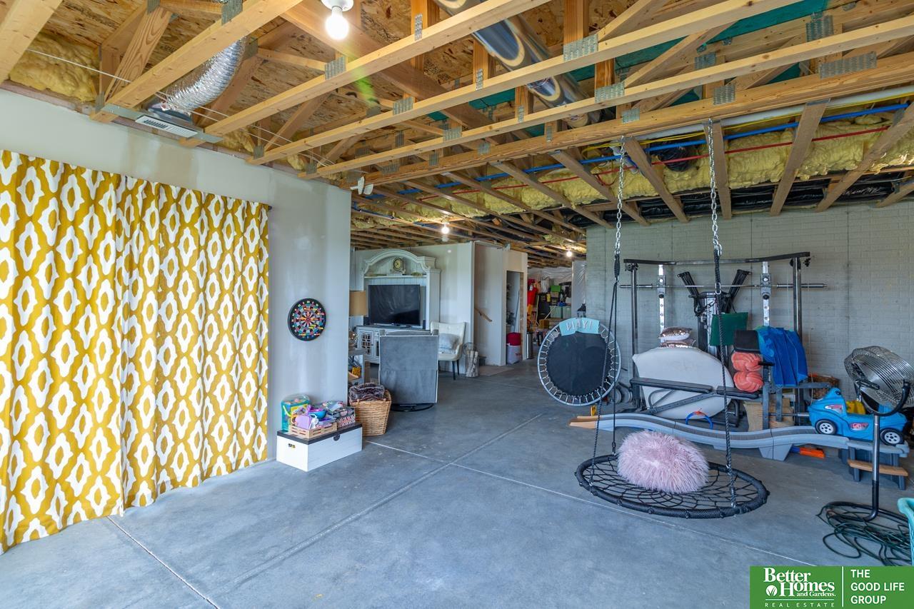 10217 S 109 Street