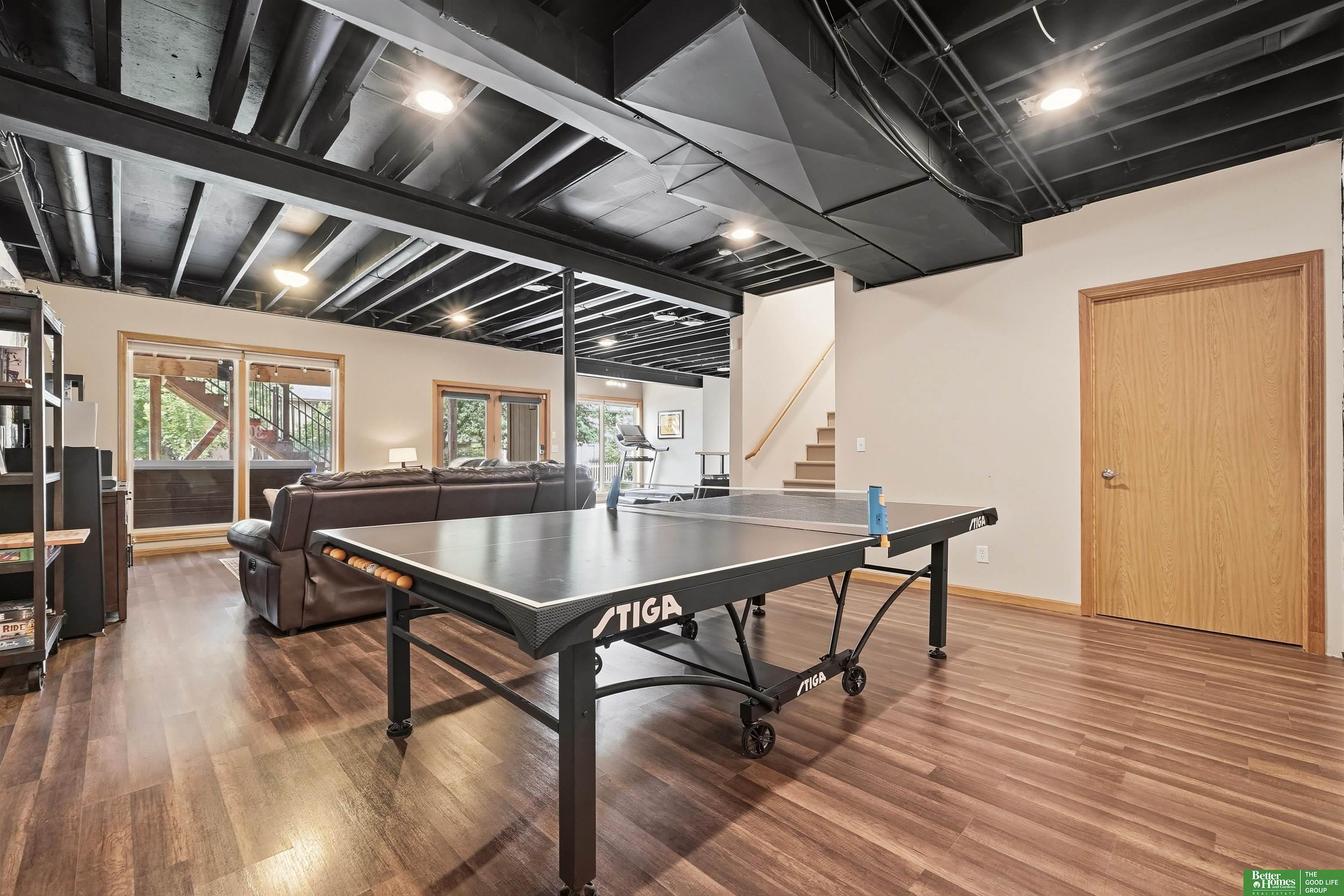 1910 greyson Drive