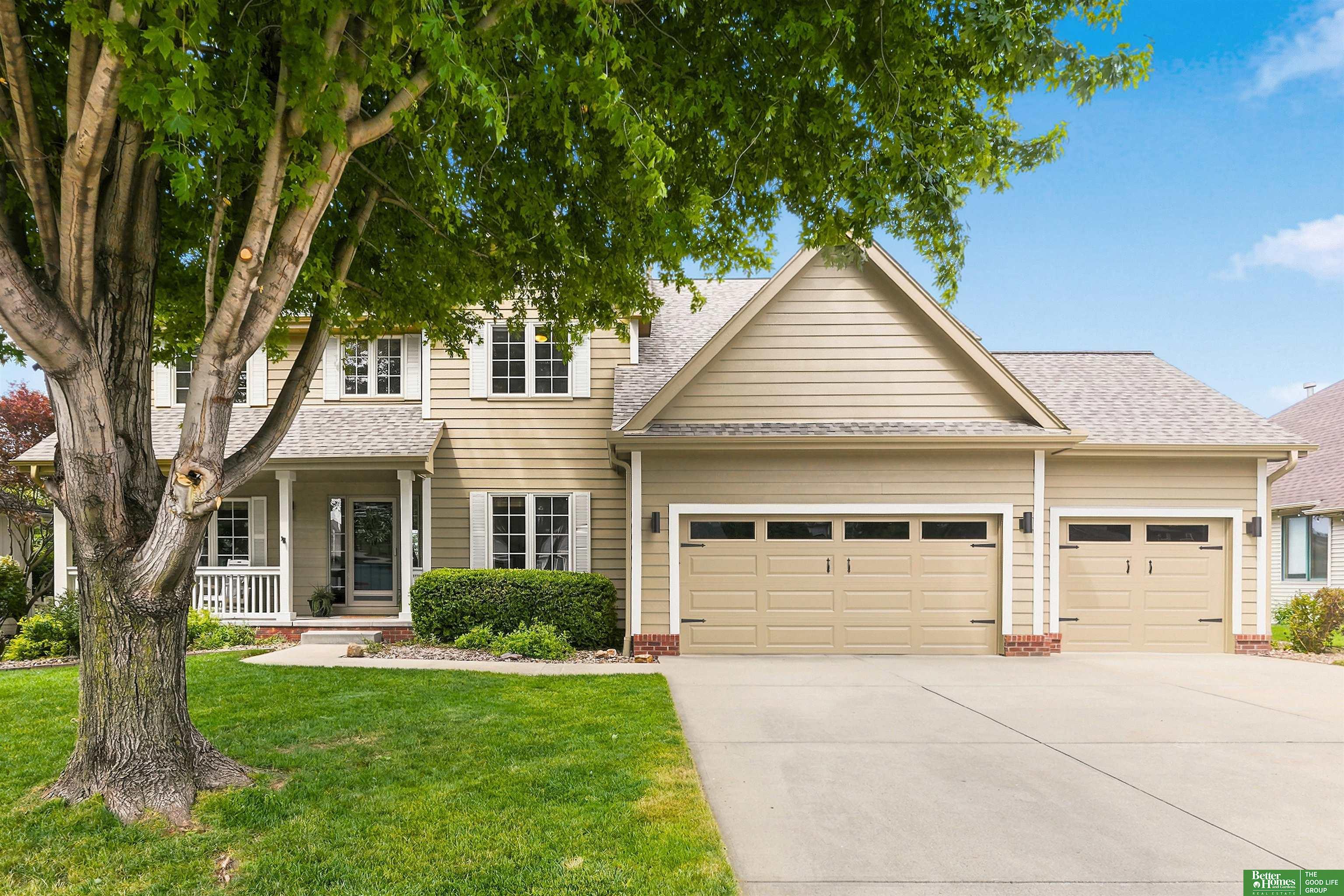 1910 greyson Drive