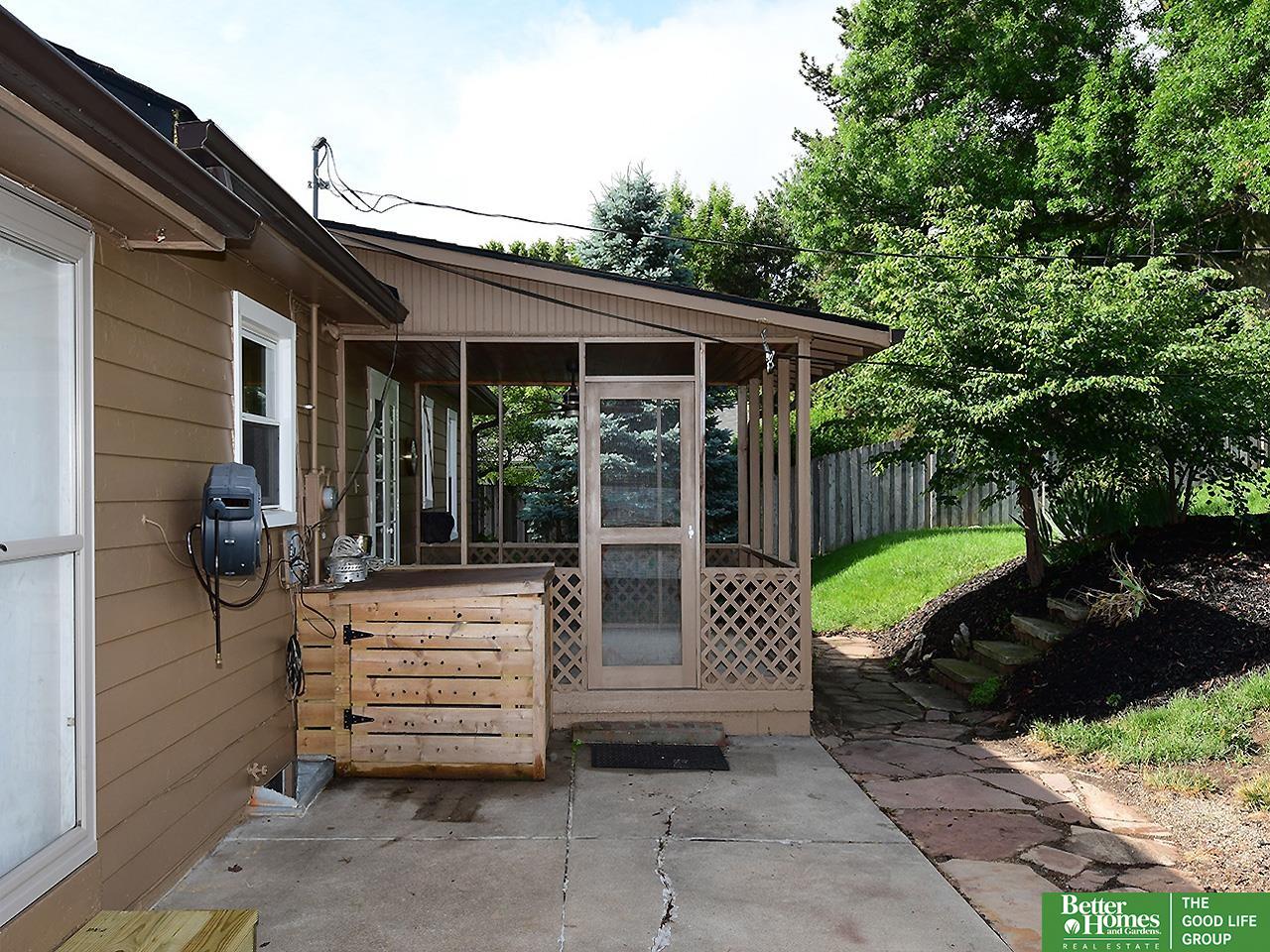 542 S 87 Circle