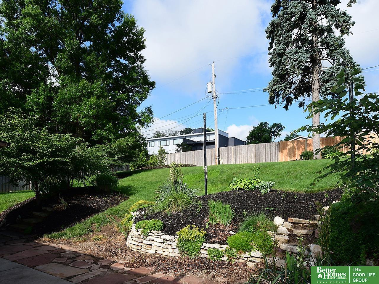 542 S 87 Circle