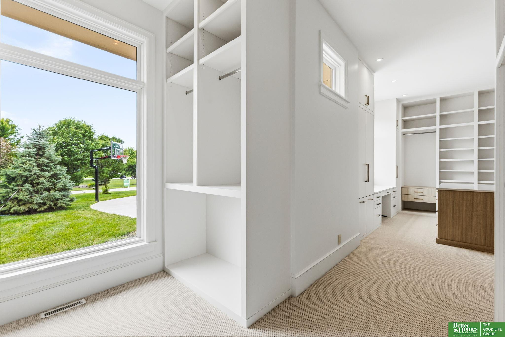 25016 Emile Circle