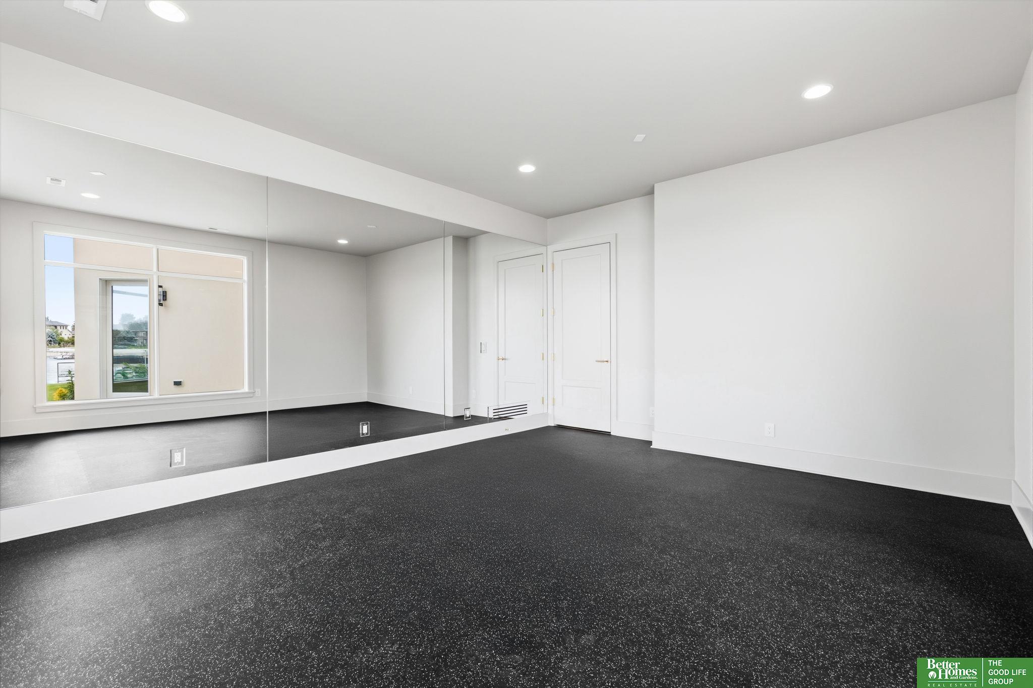 25016 Emile Circle