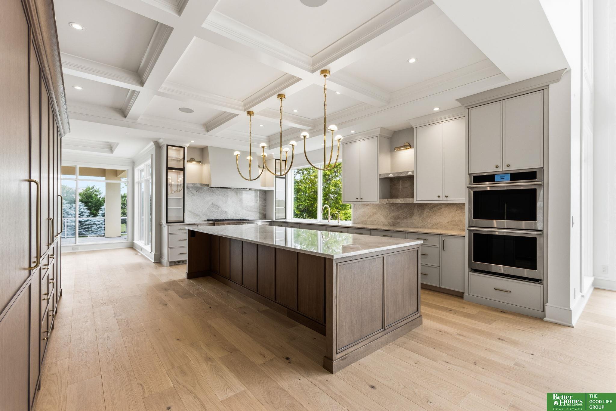 25016 Emile Circle