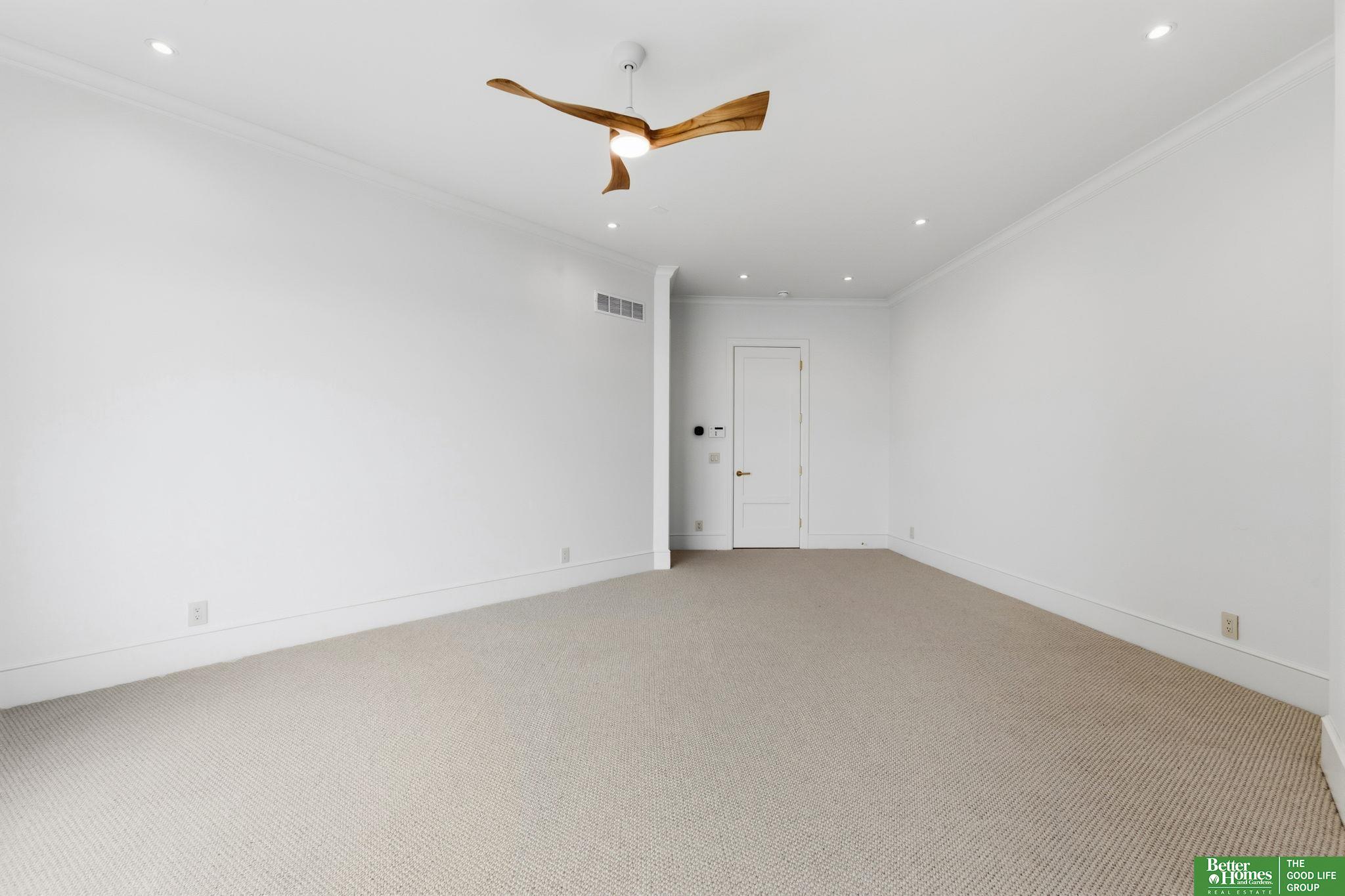 25016 Emile Circle