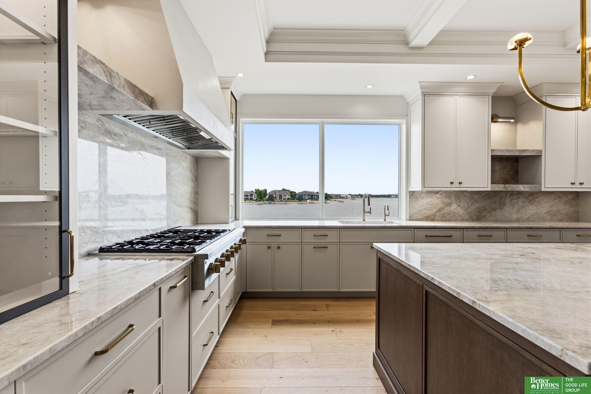 25016 Emile Circle