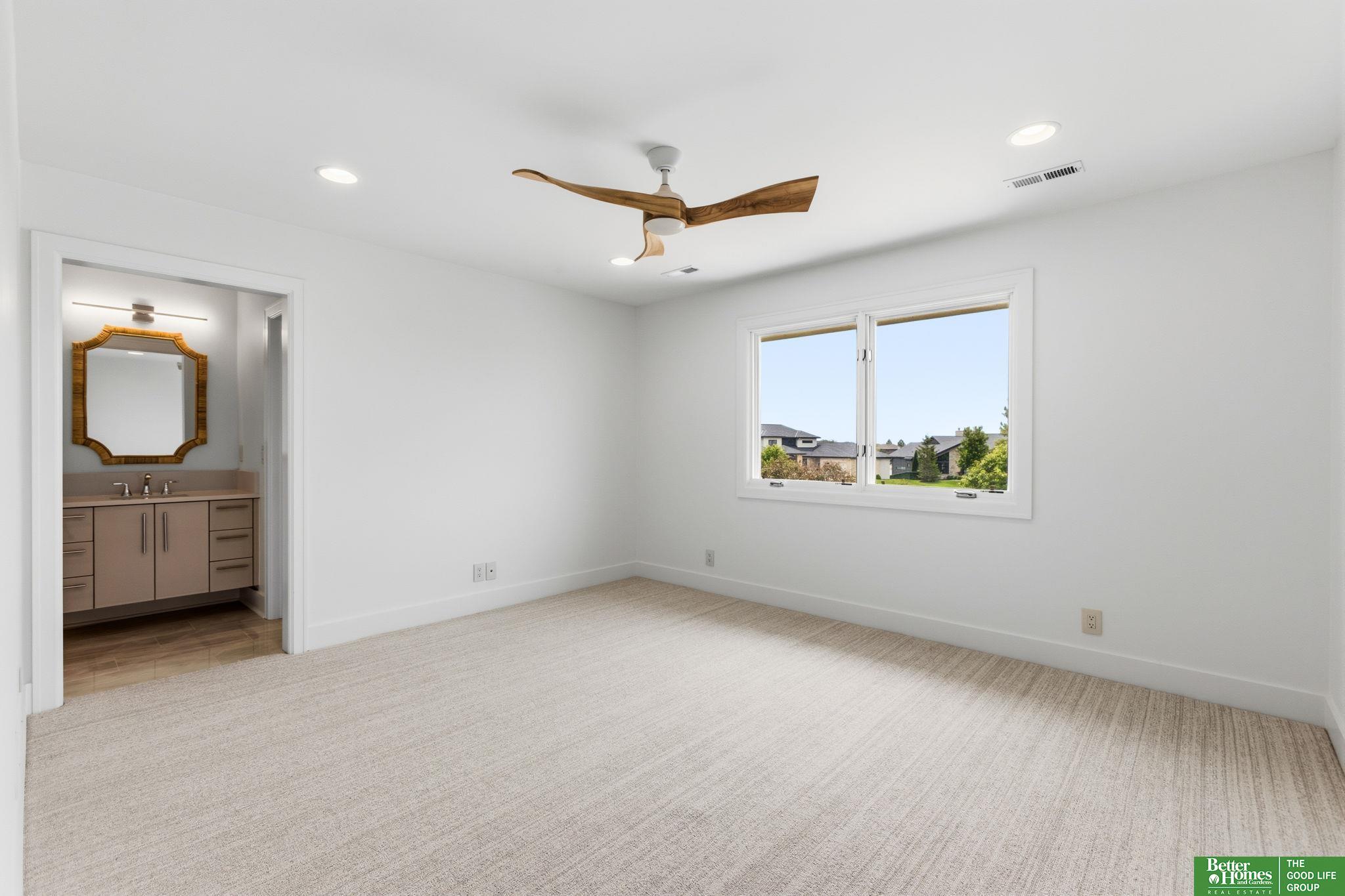 25016 Emile Circle