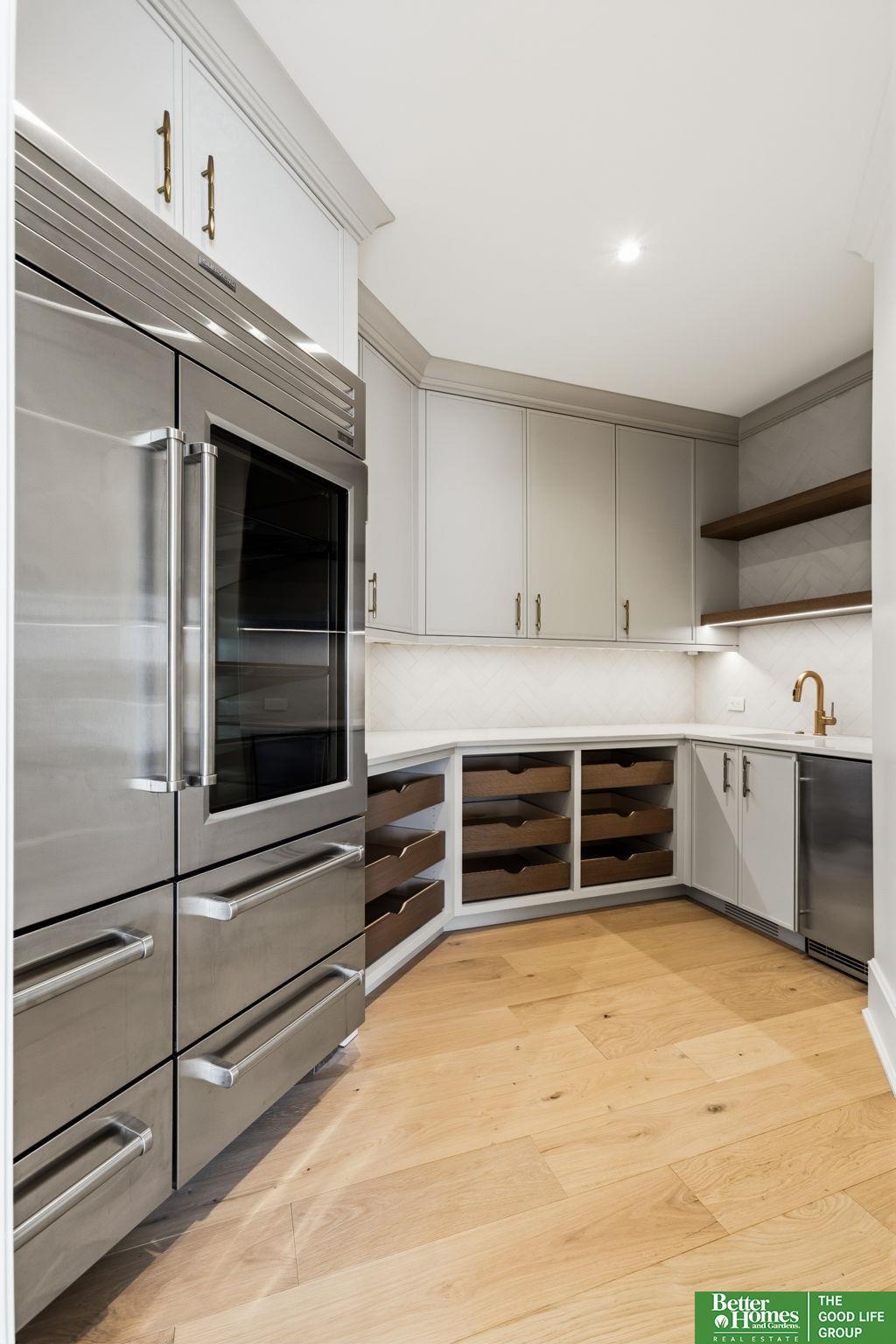 25016 Emile Circle
