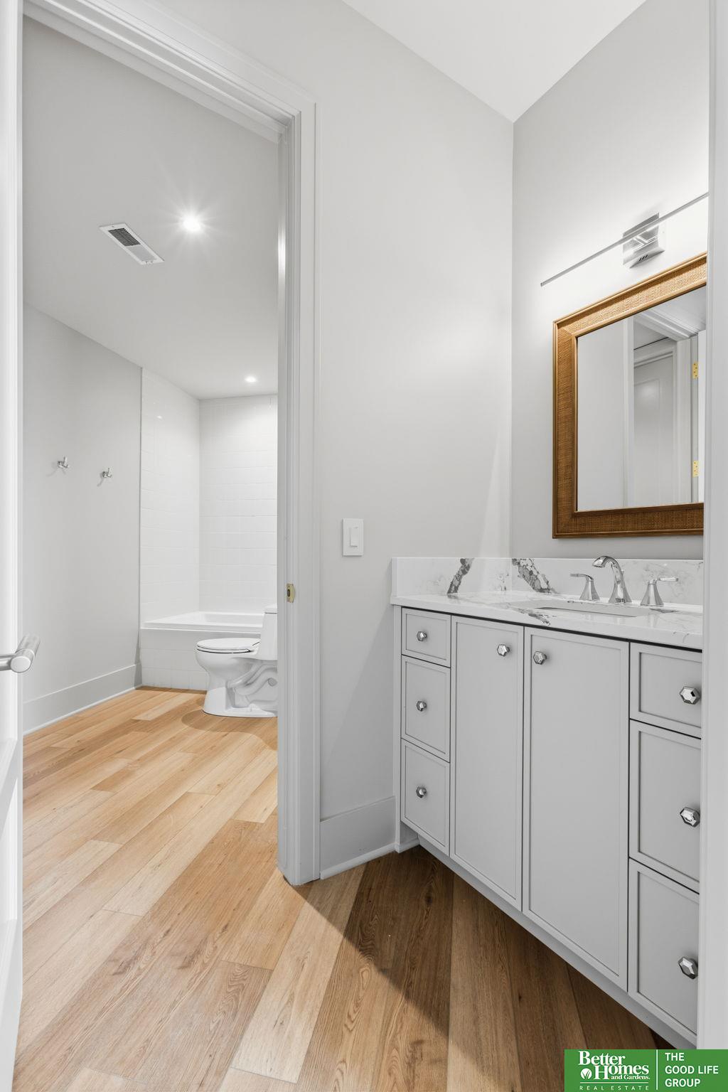 25016 Emile Circle