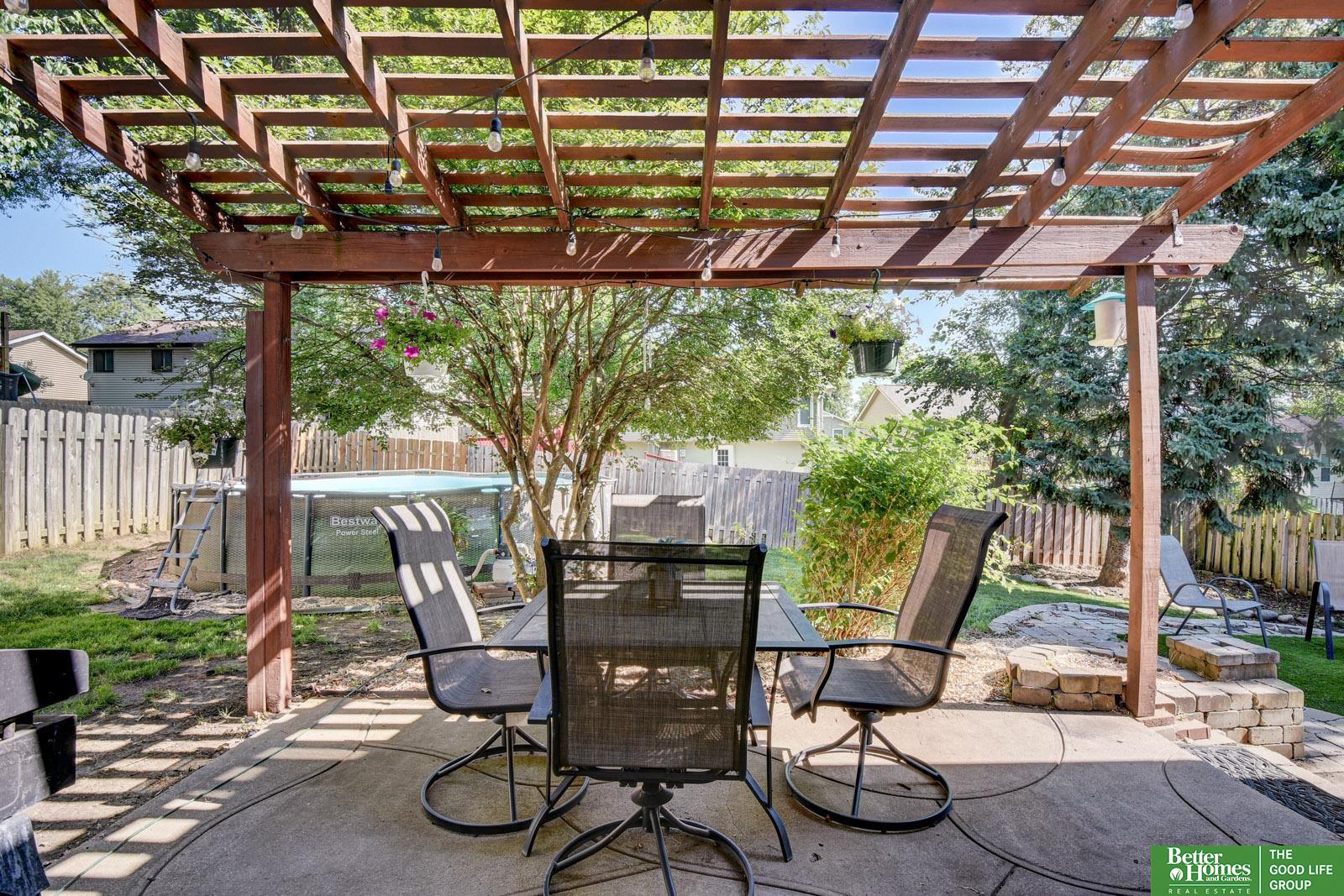 3718 Burr Oak Drive