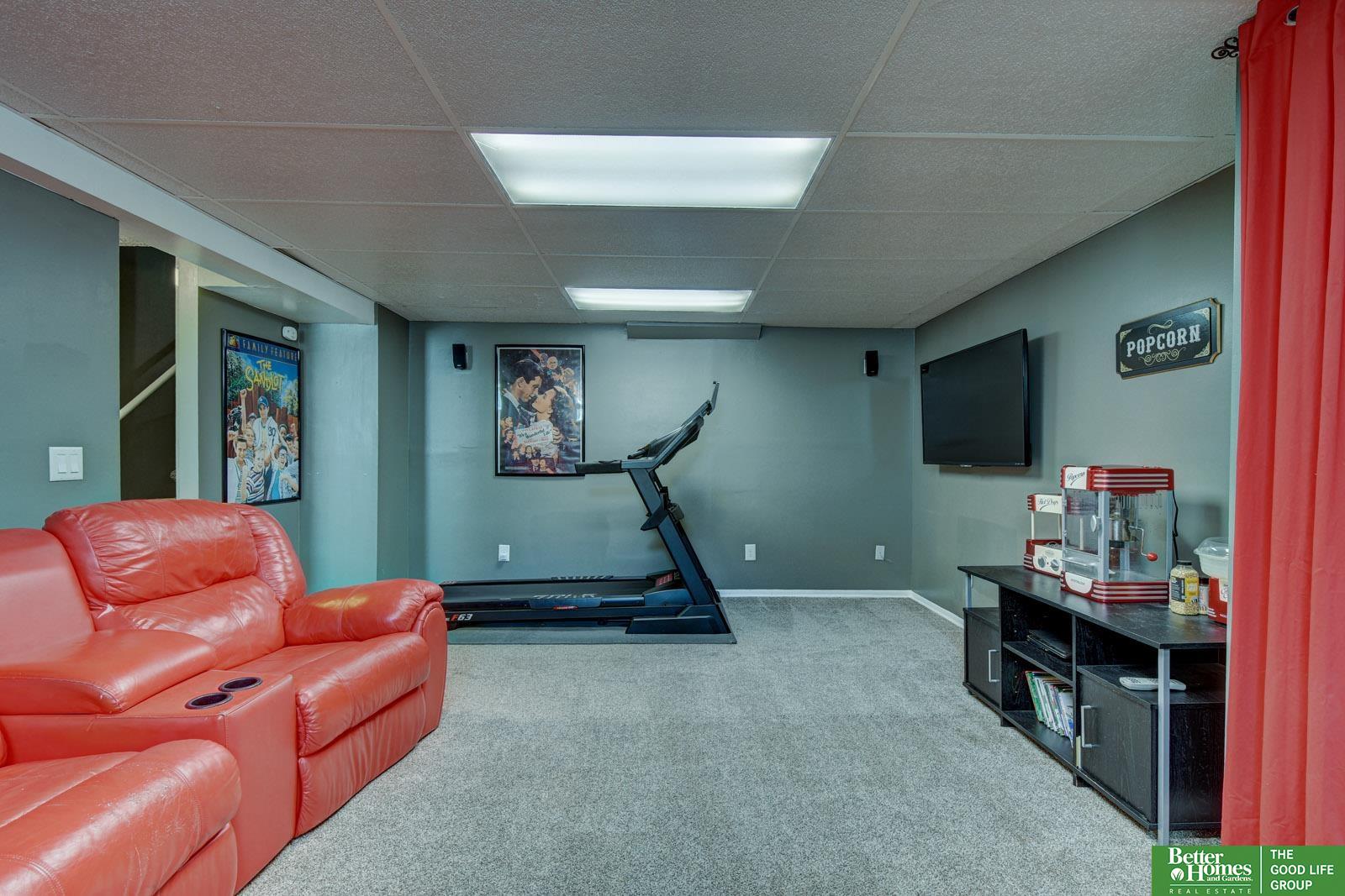 3718 Burr Oak Drive