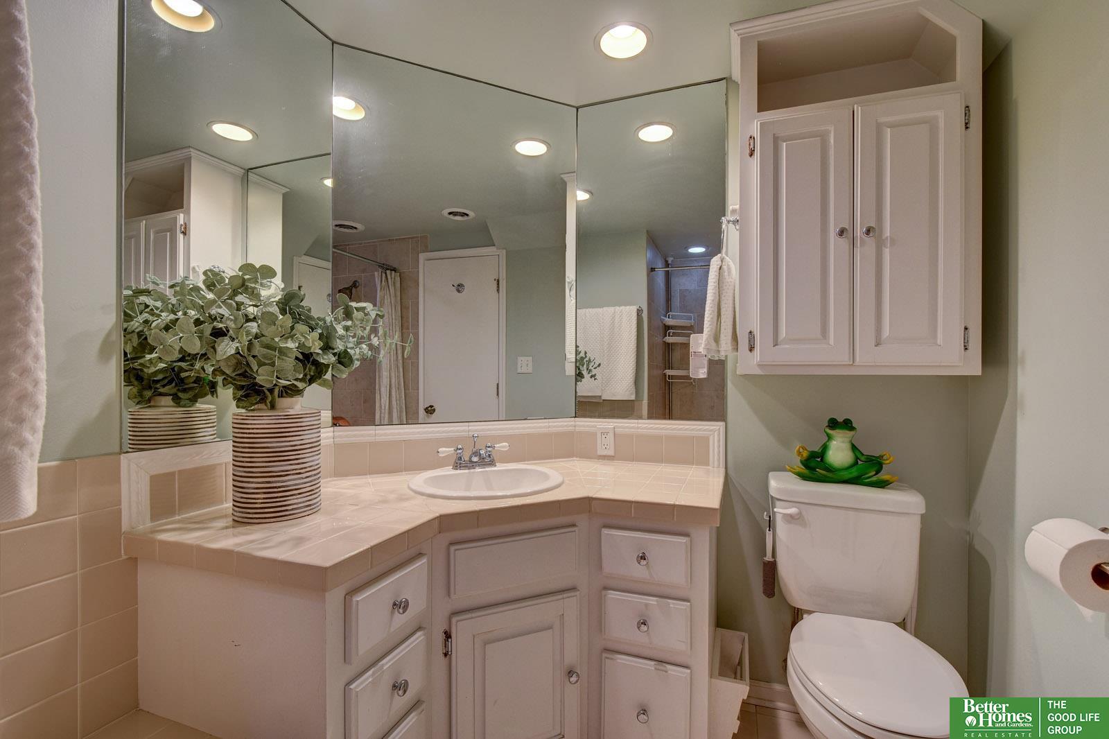 1605 N 59th Street