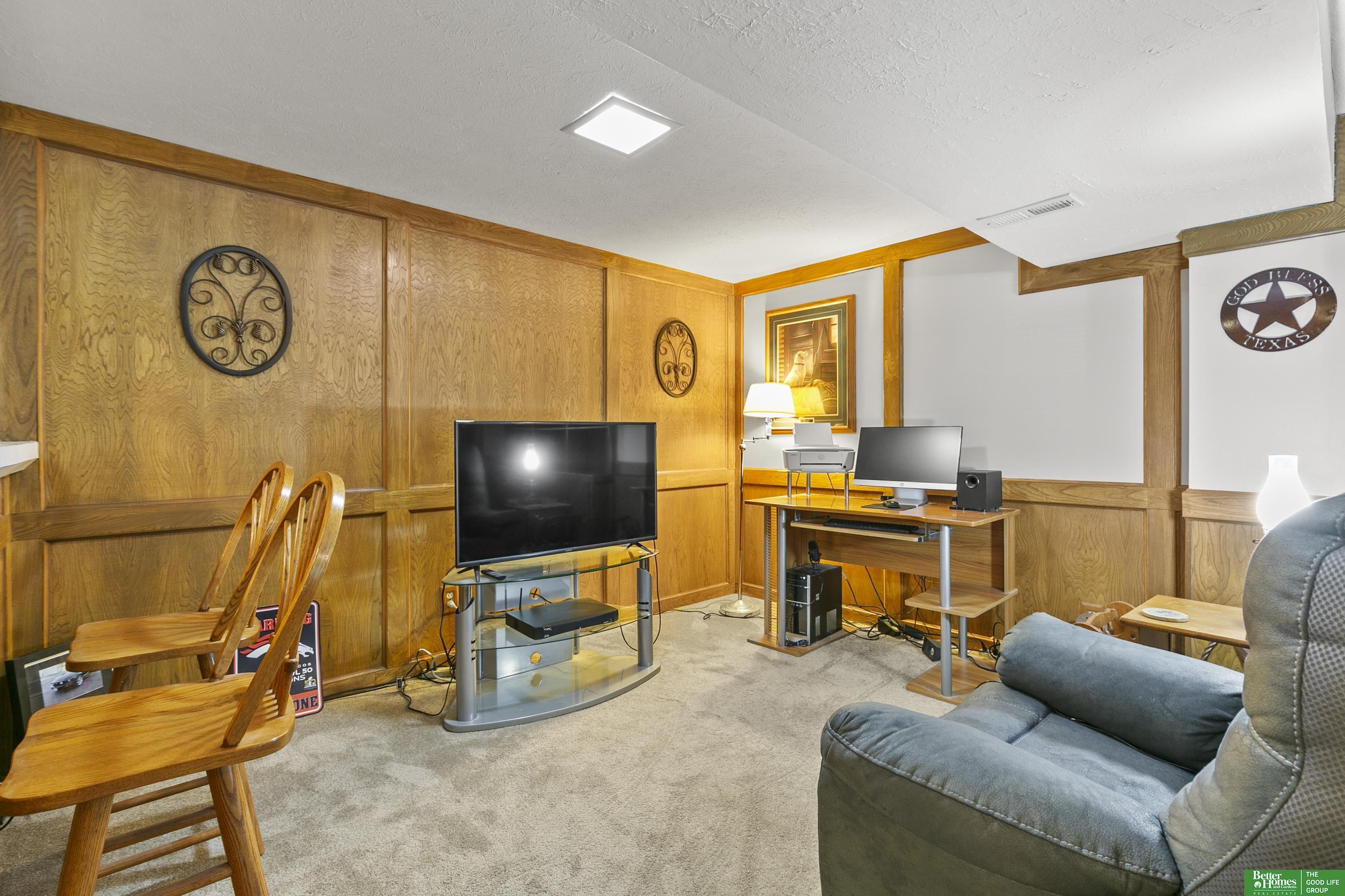 14105 Lisa Street