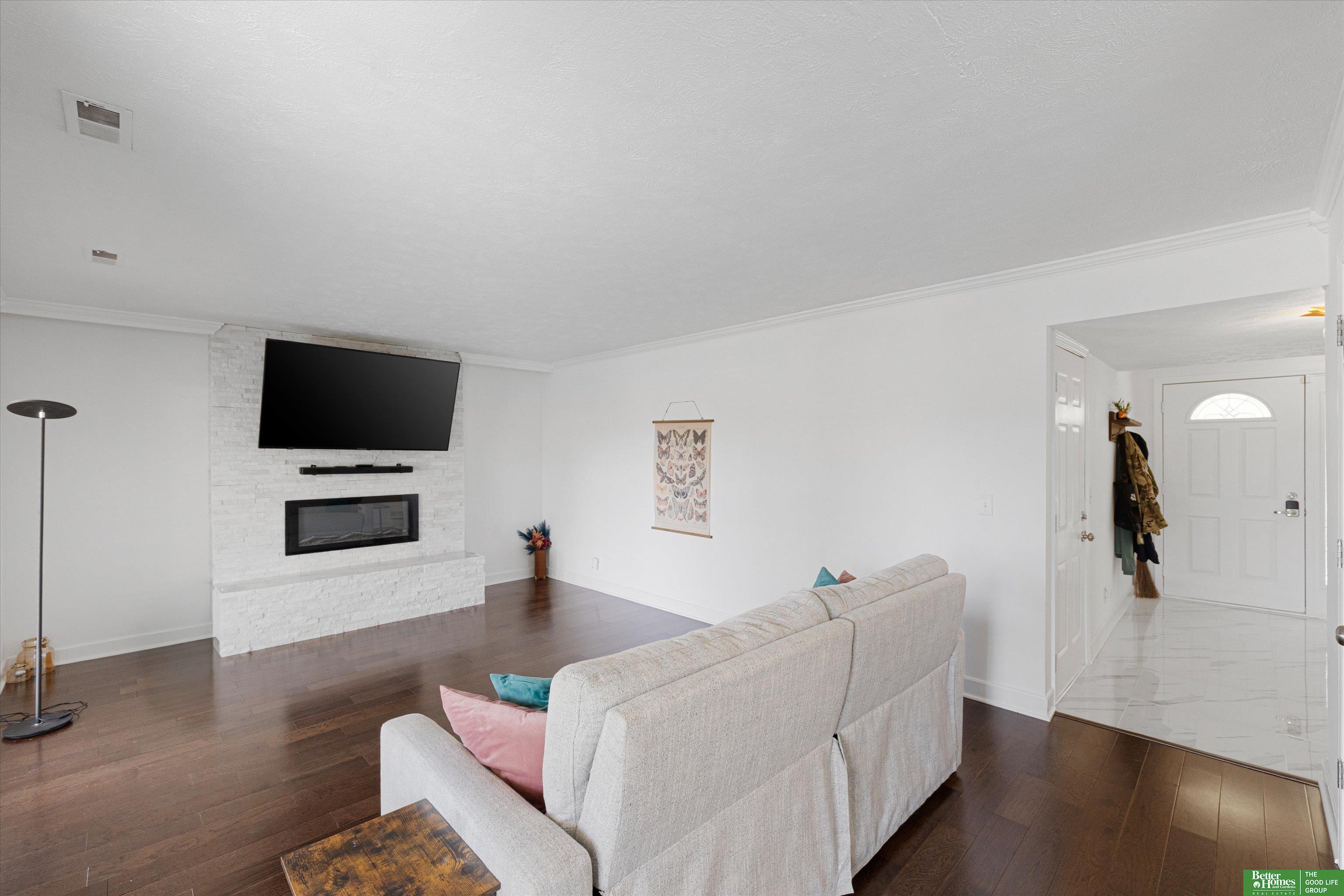 1107 Somerset Drive