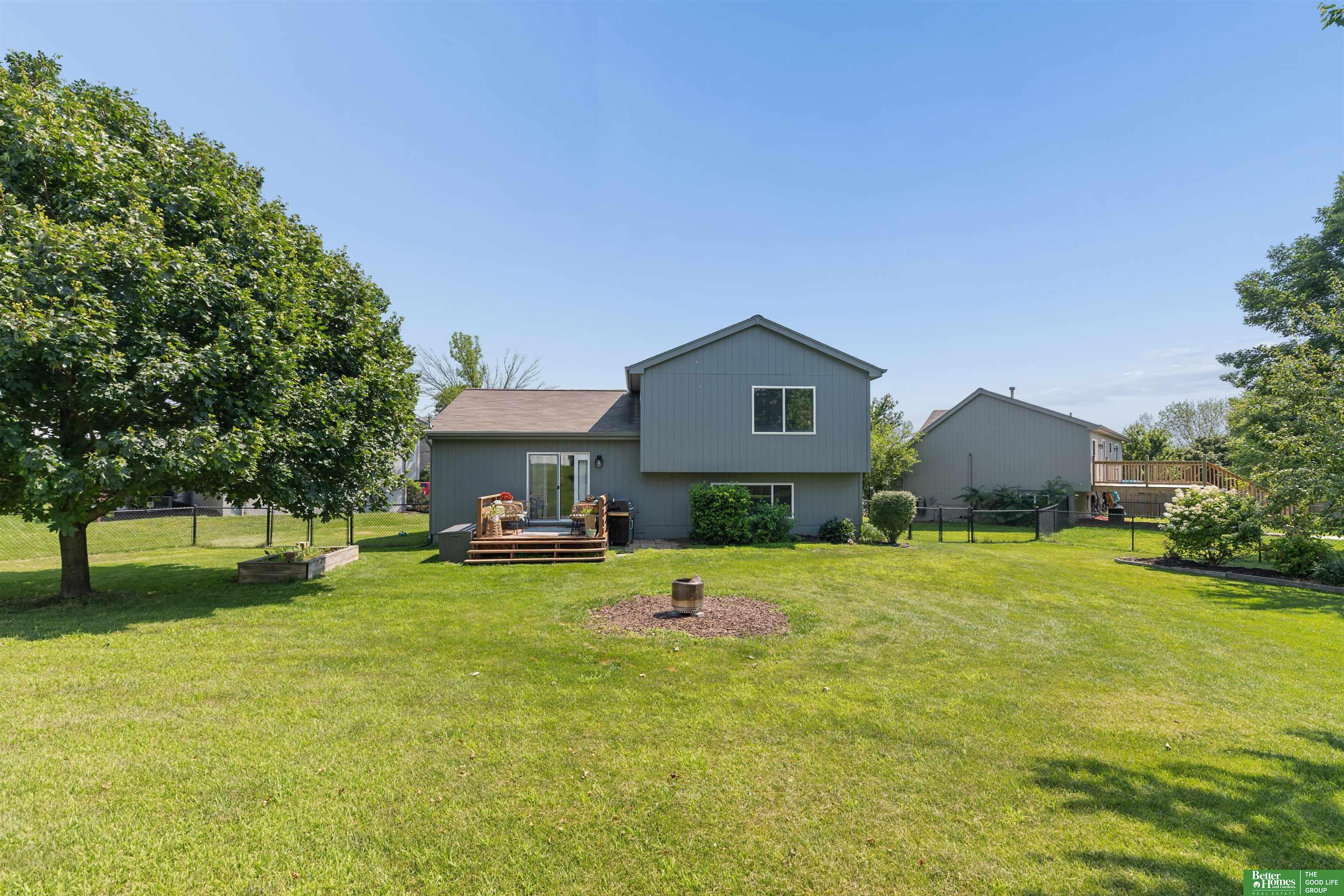 20919 Maple Circle