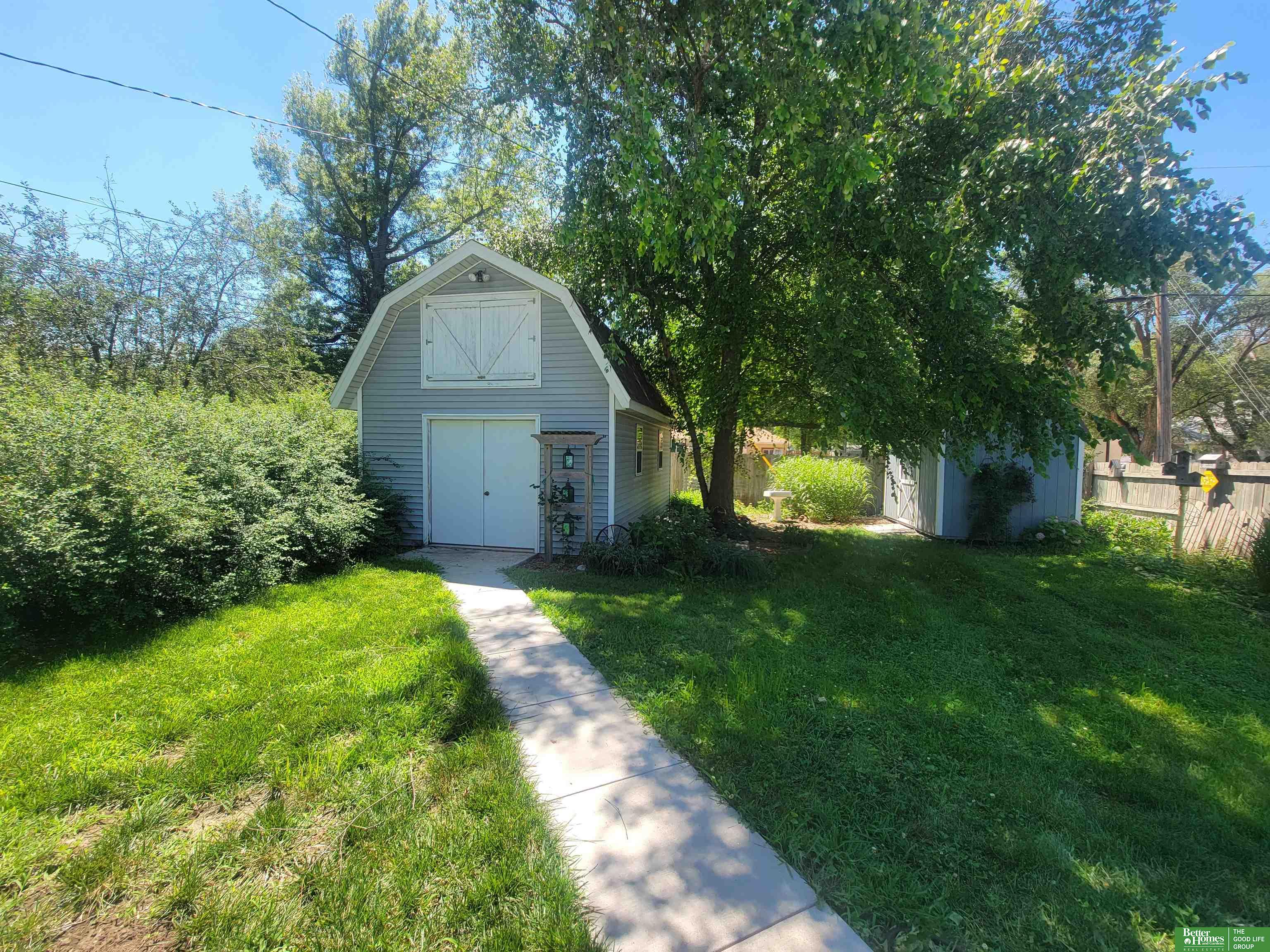 1331 N Kiplinger Avenue