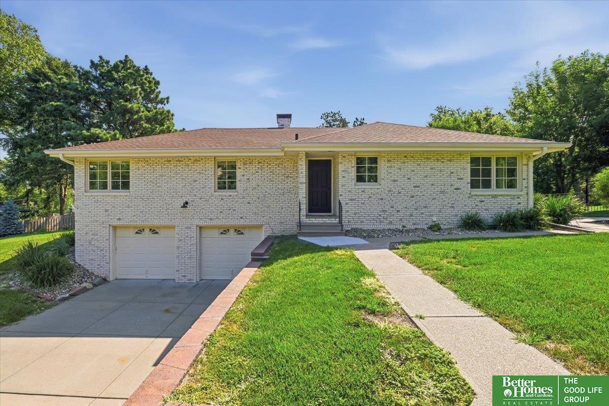 2615 S 99th Avenue