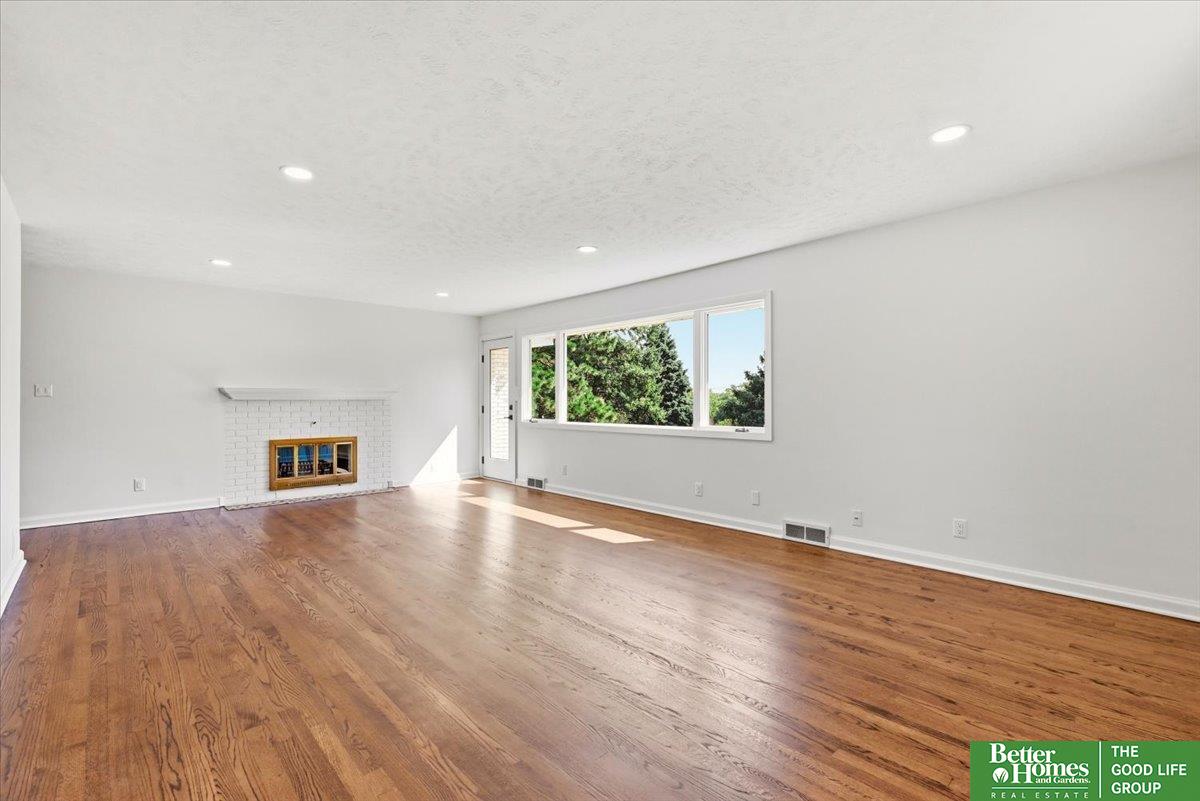 2615 S 99th Avenue