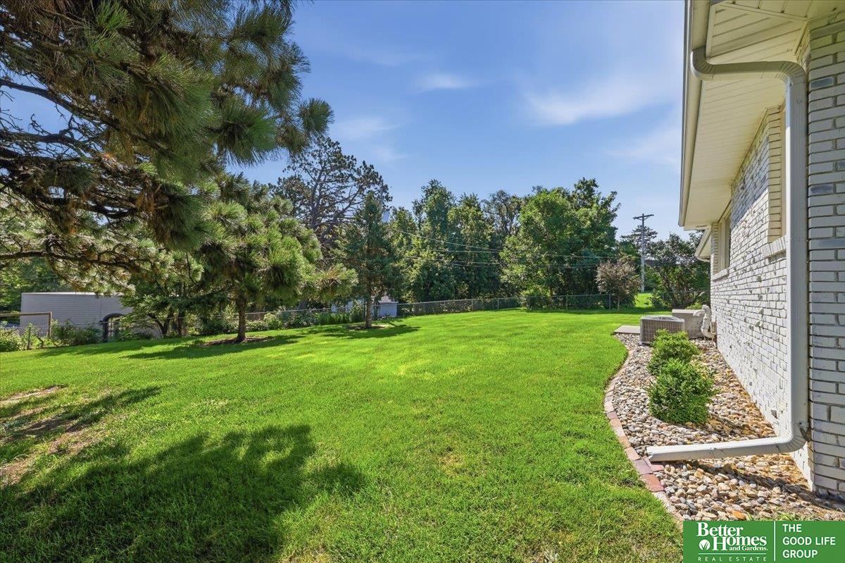 2615 S 99th Avenue