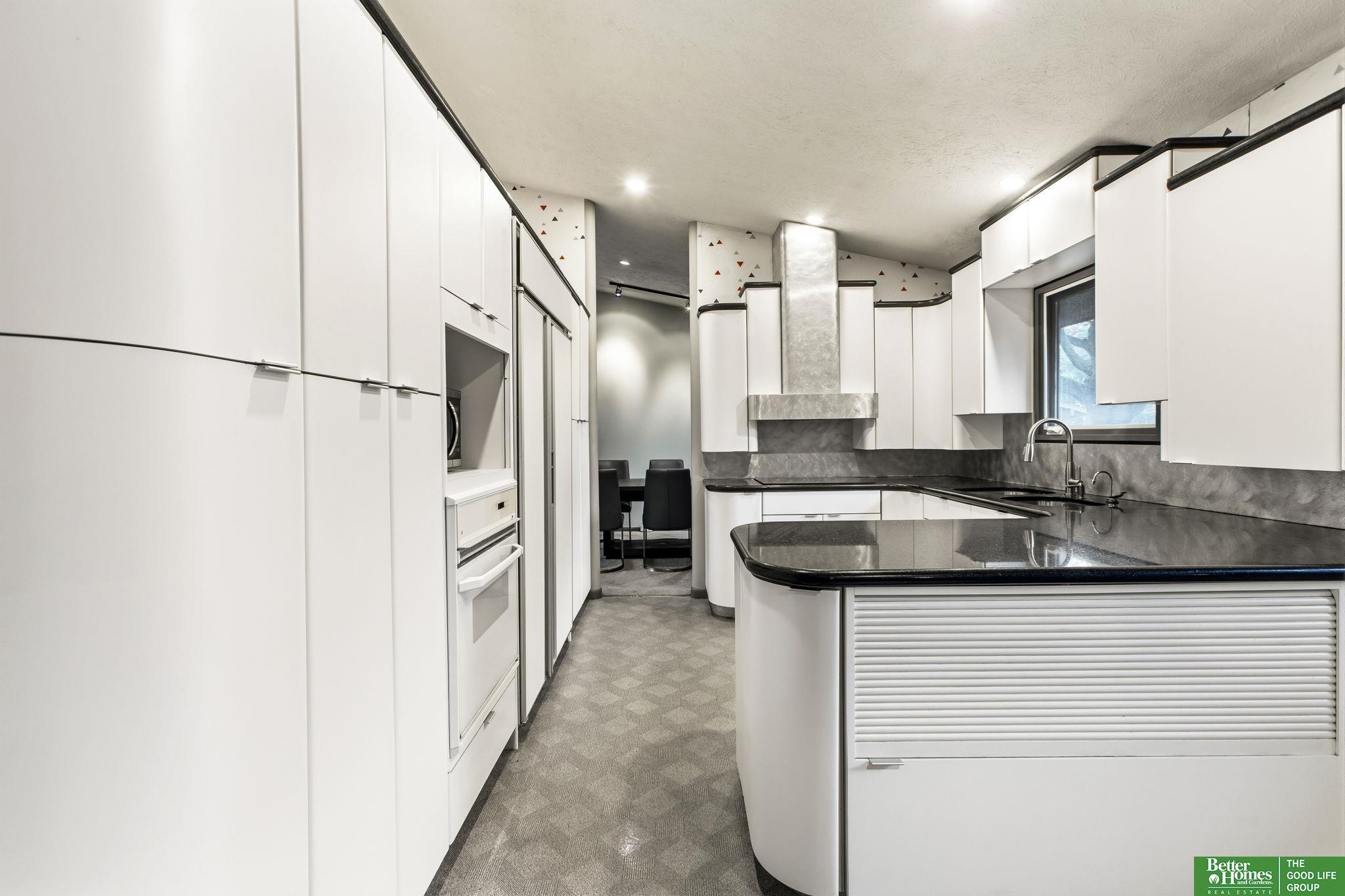 12614 Harney Circle