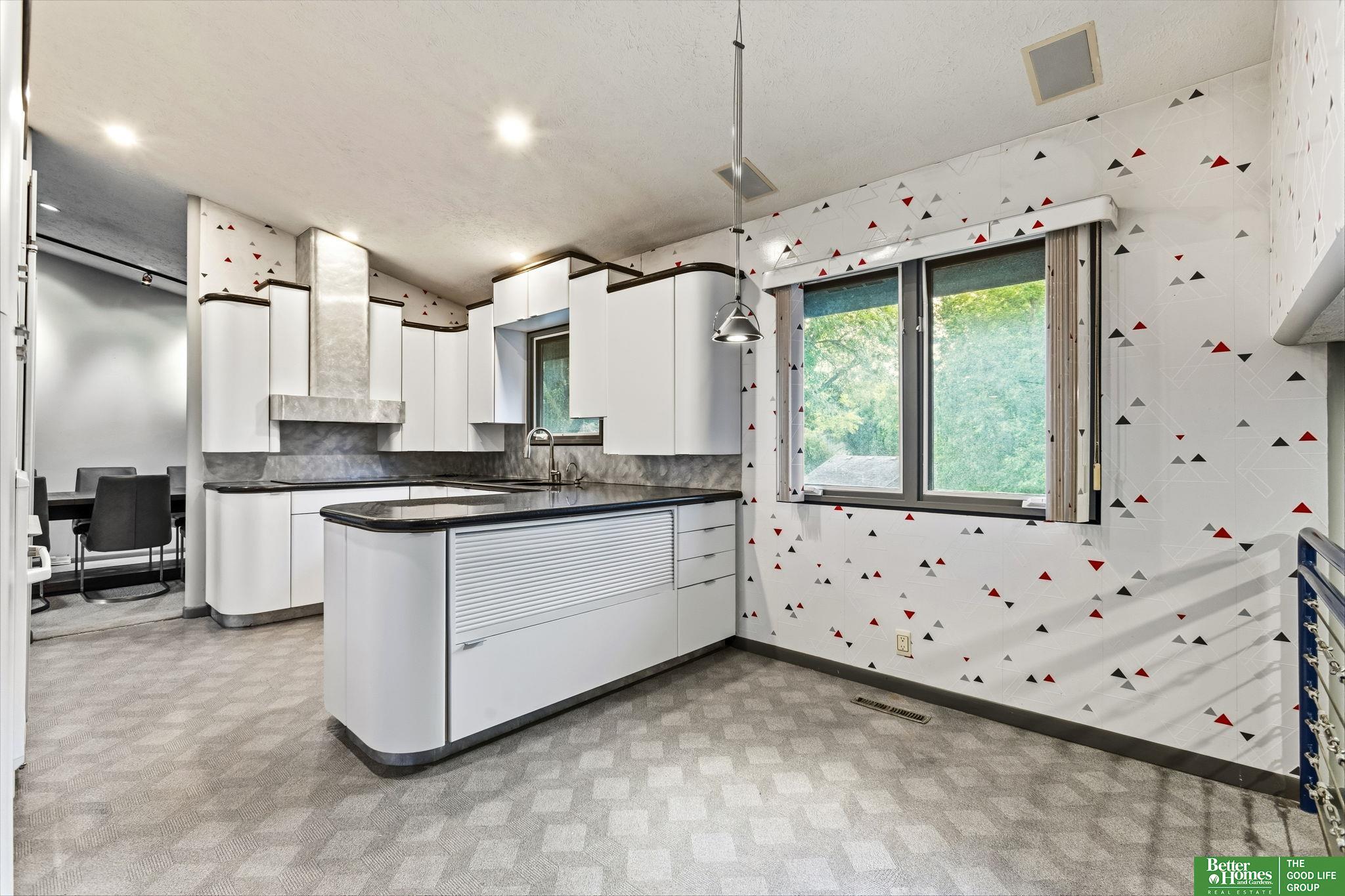 12614 Harney Circle