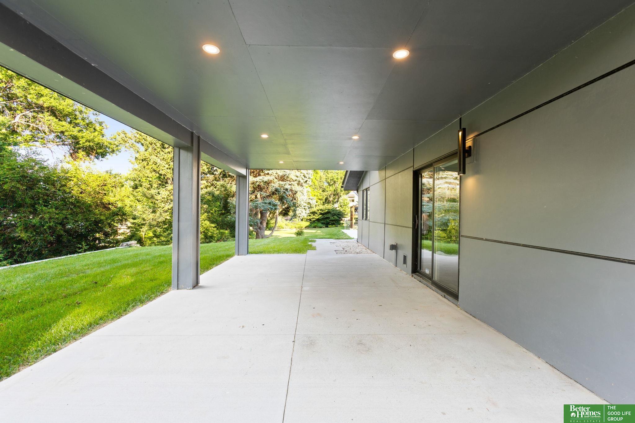 12614 Harney Circle
