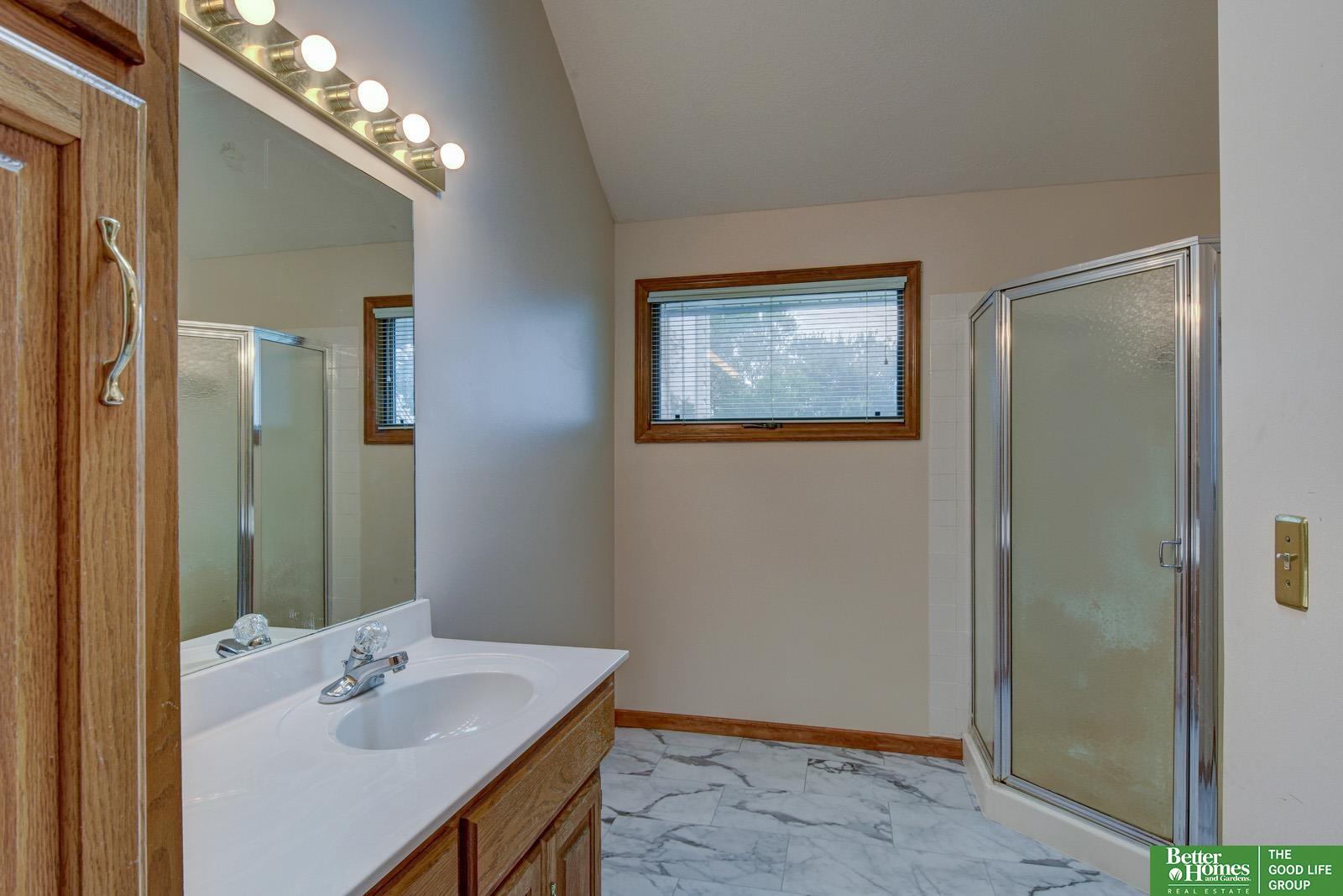 2619 N 155th Street