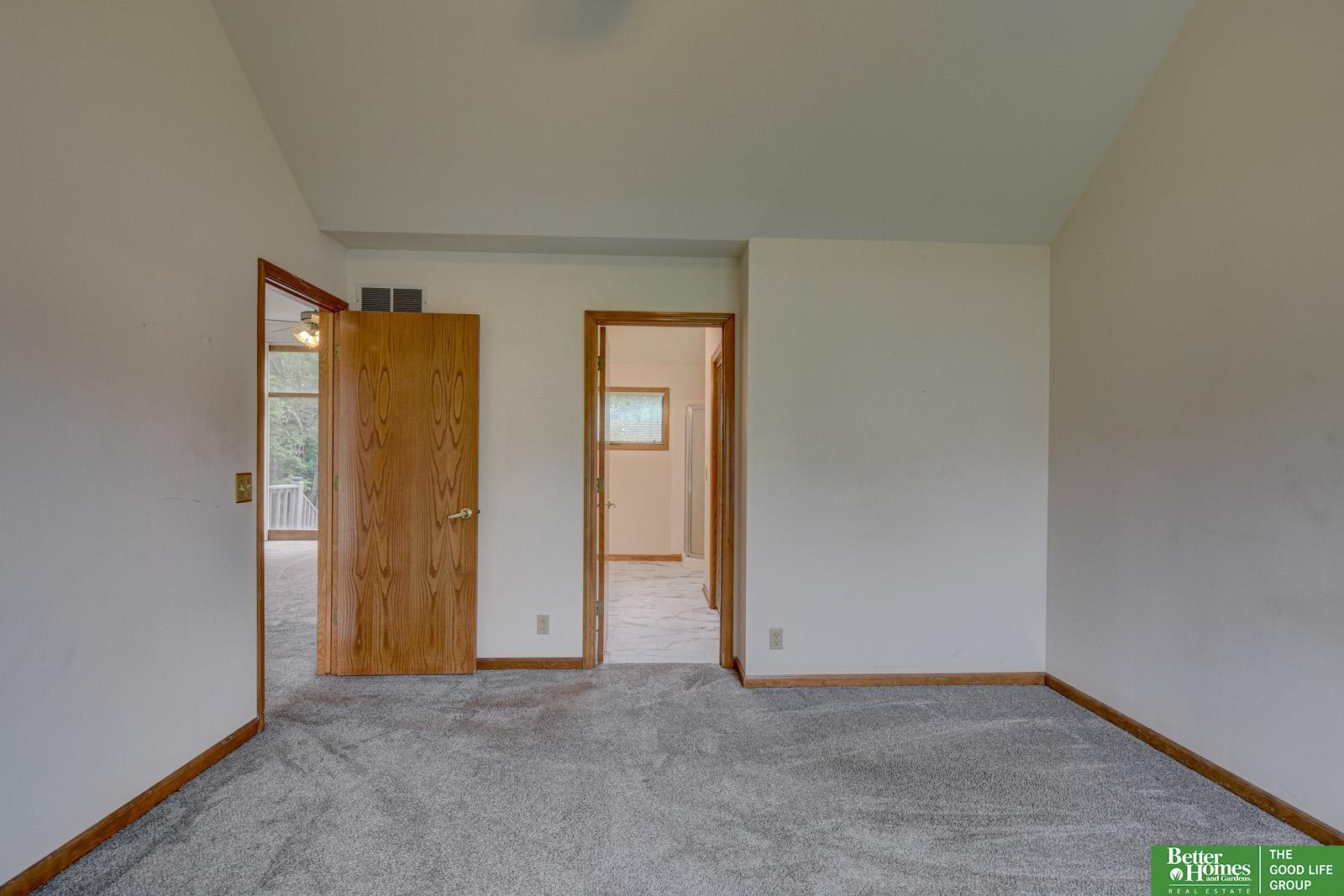 2619 N 155th Street