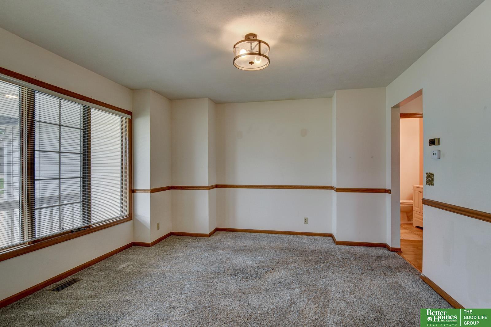2619 N 155th Street