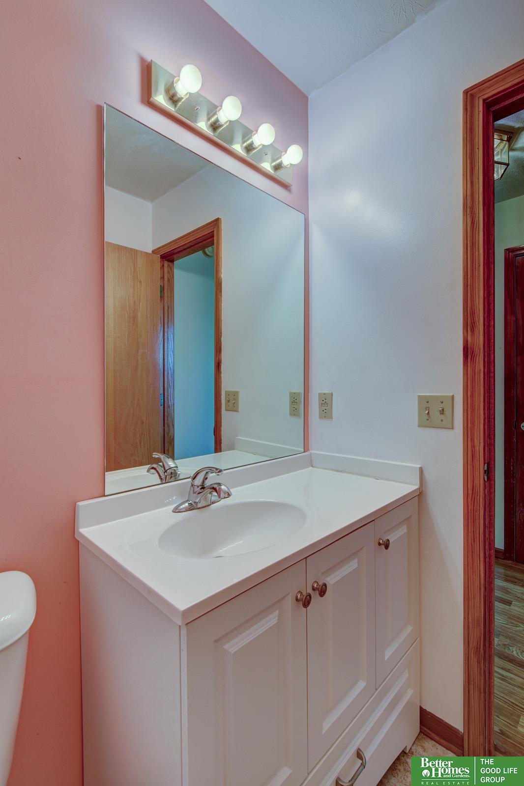 2619 N 155th Street