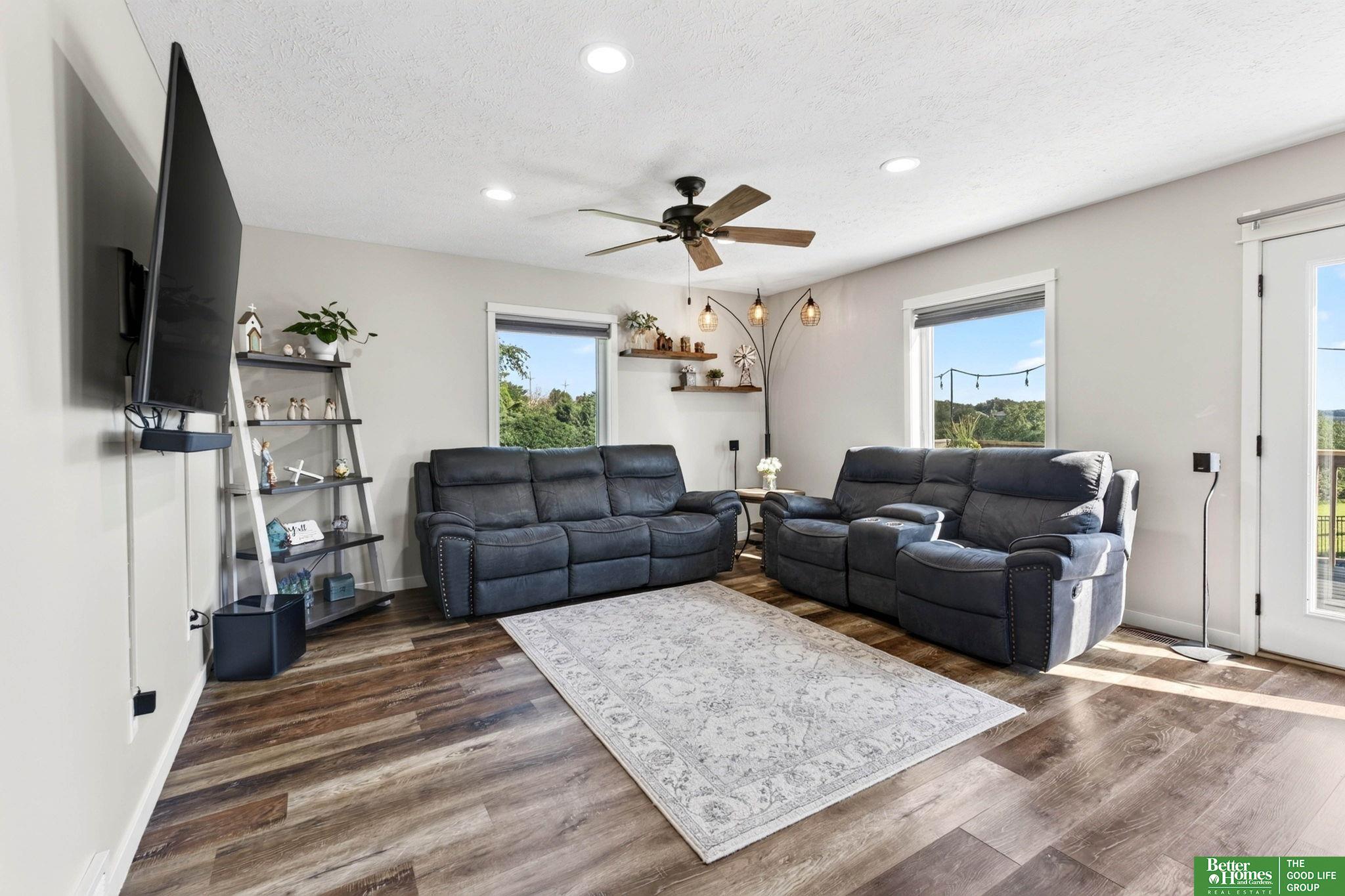 8419 Pawnee Lane
