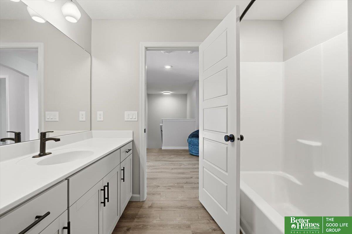 11036 Cove Hollow Circle