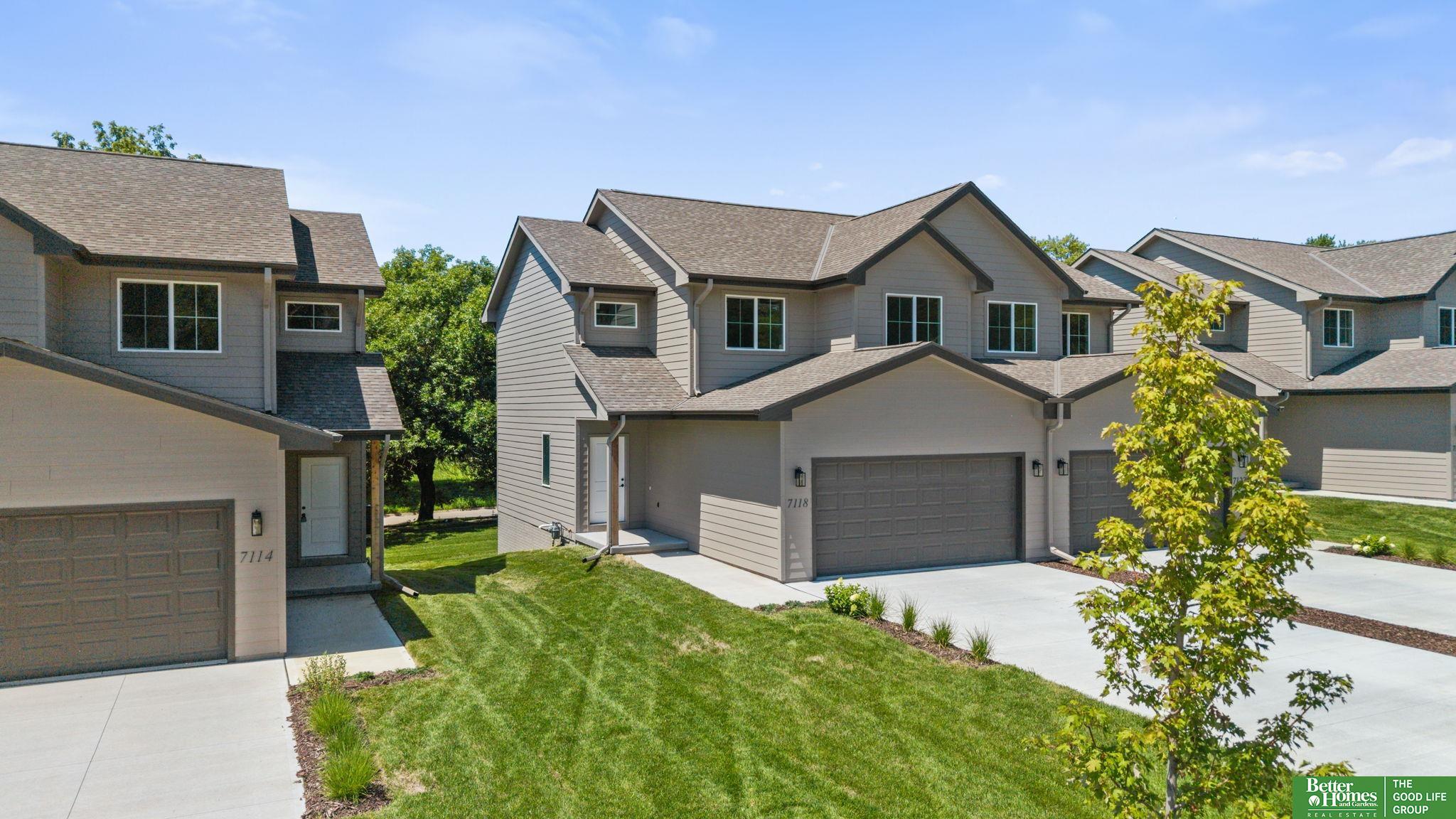 7118 N 79th Court