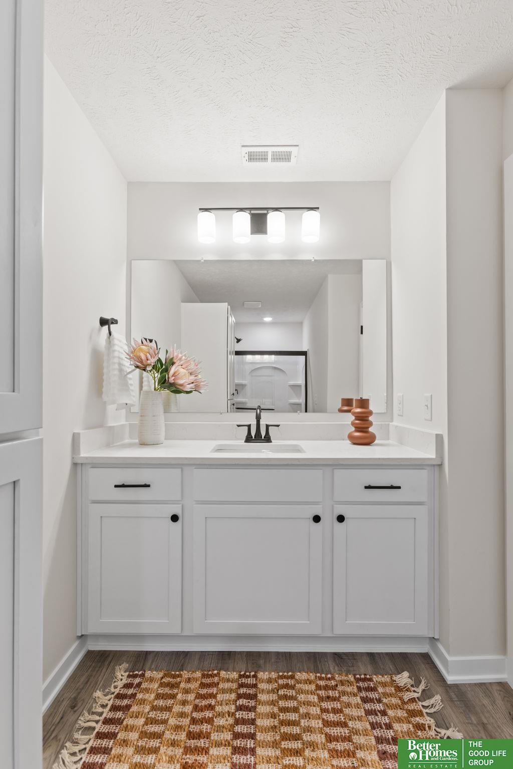 7118 N 79th Court
