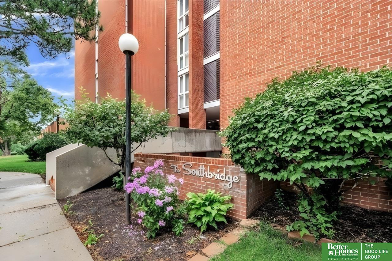3702 Jackson Street # 105