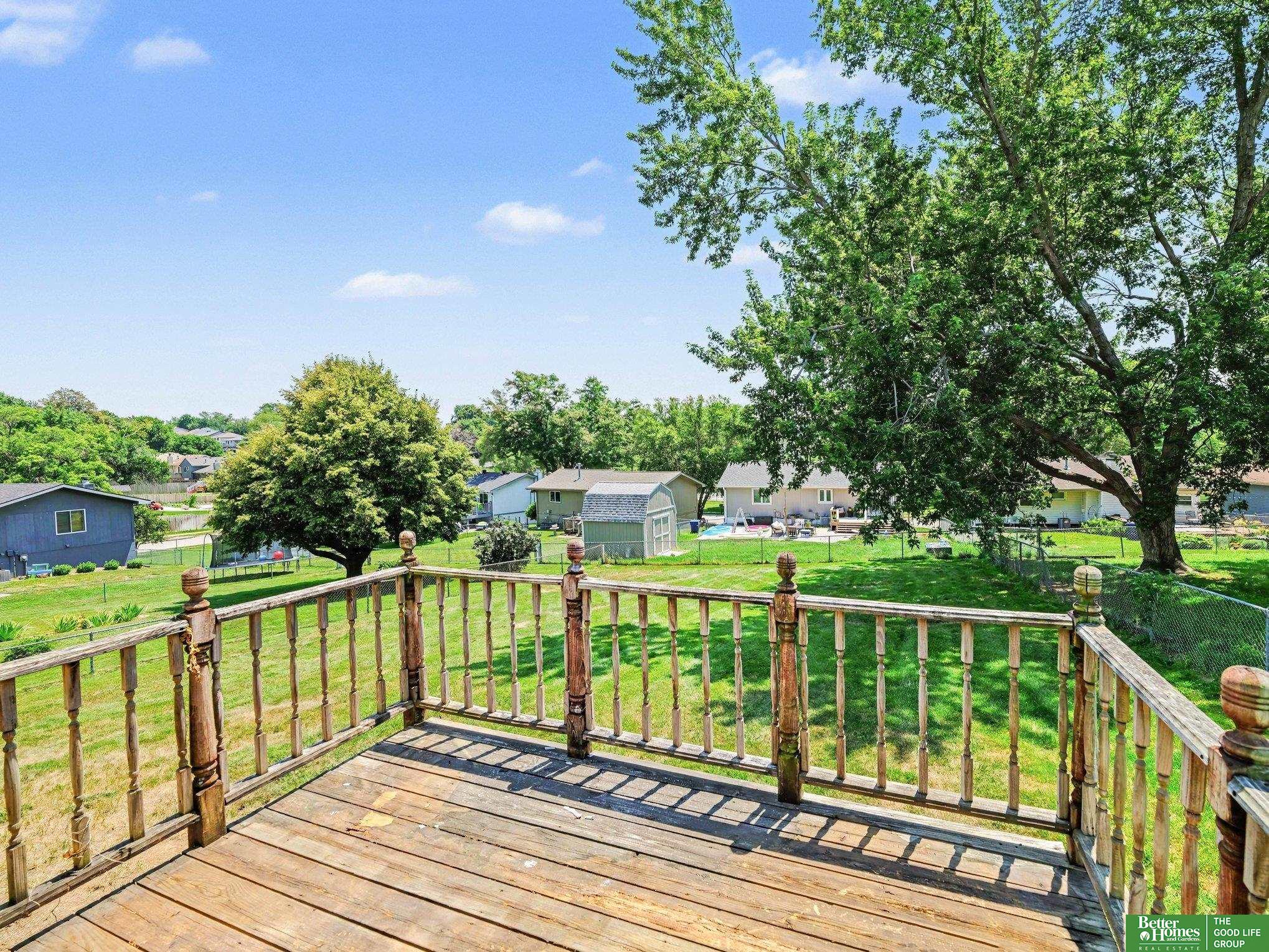 13609 Redwood Circle