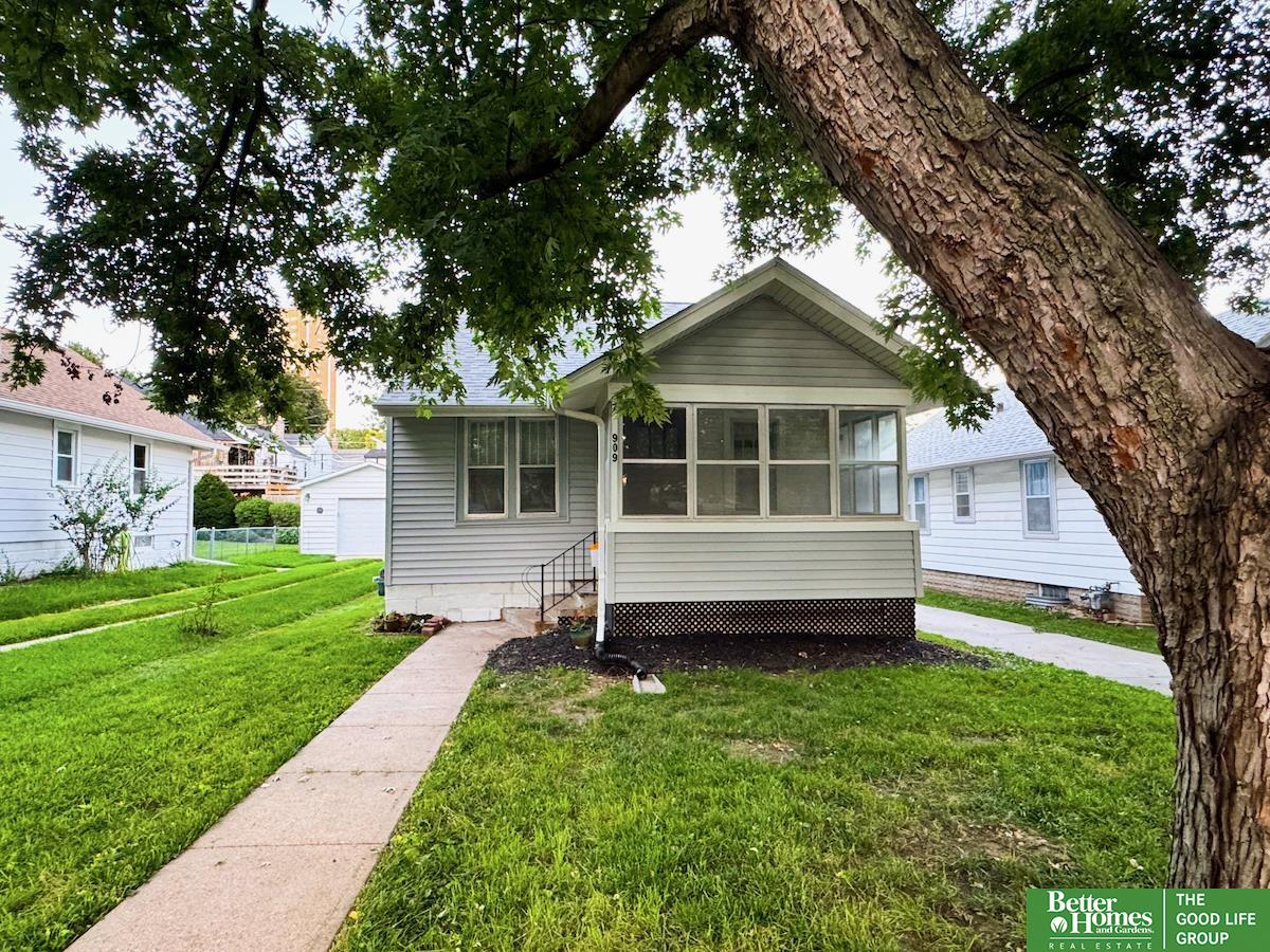 909 S 55 Street