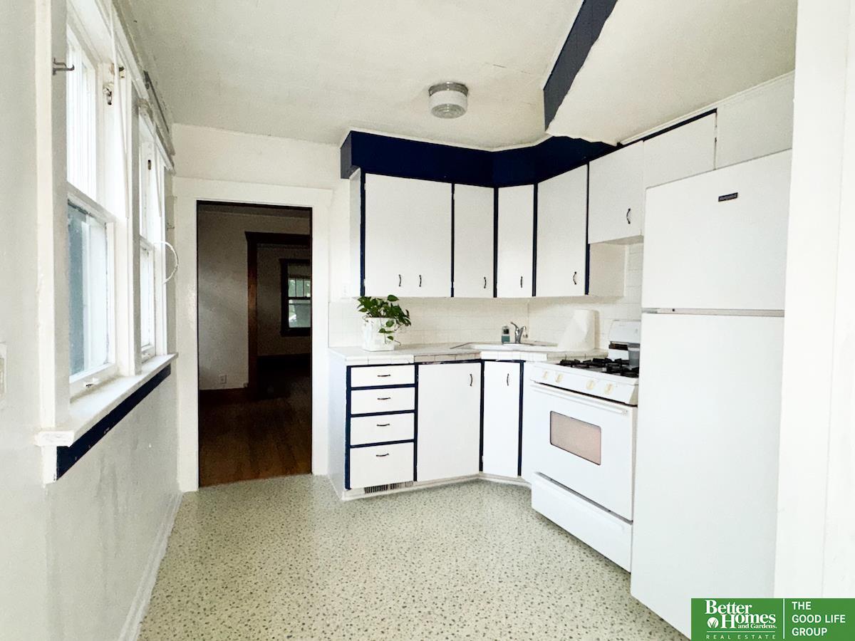 909 S 55 Street
